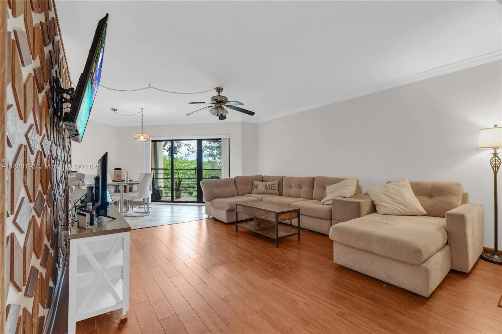 6755 W Broward Blvd, #405