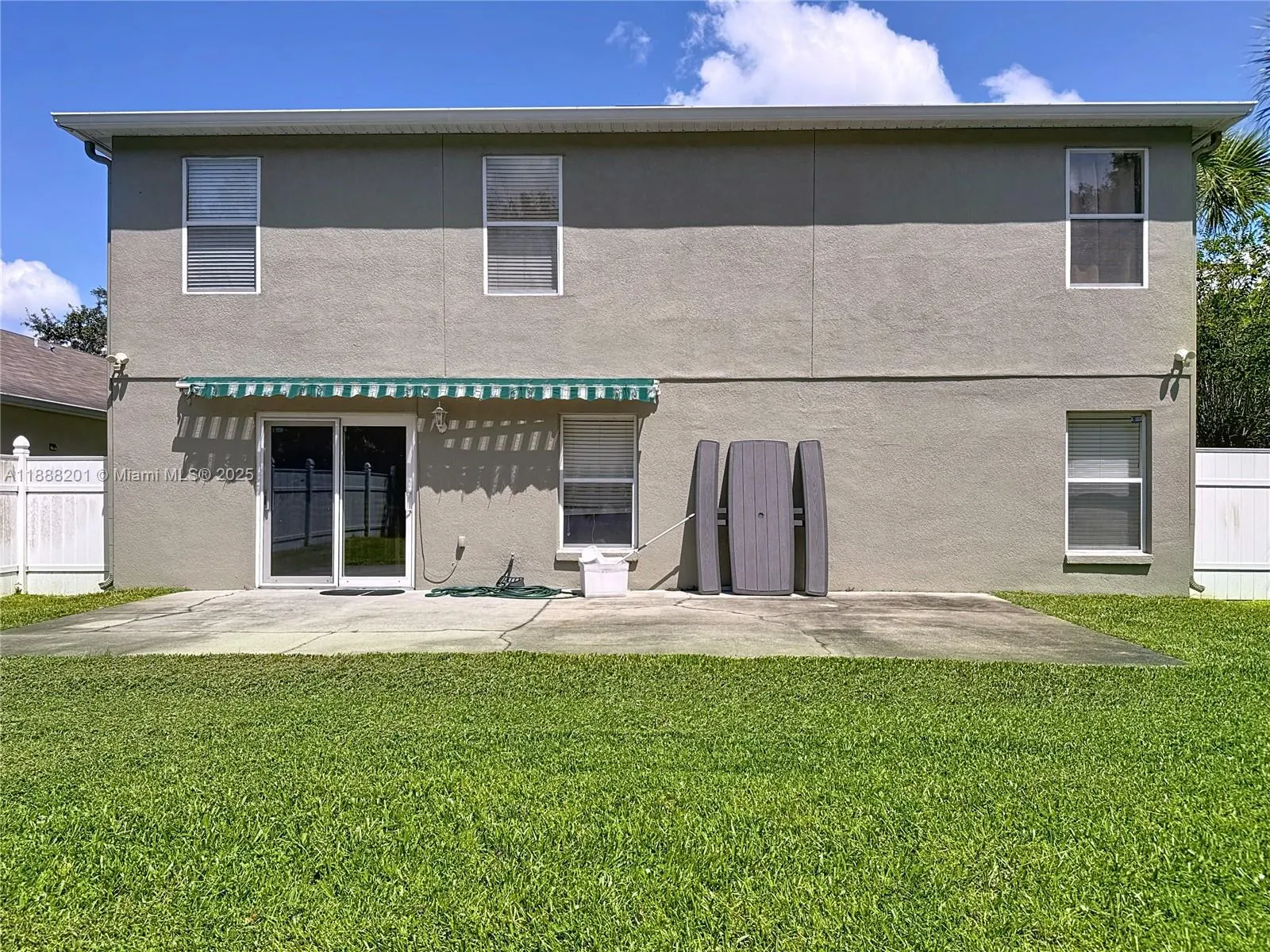 312 WINDROSE DR
