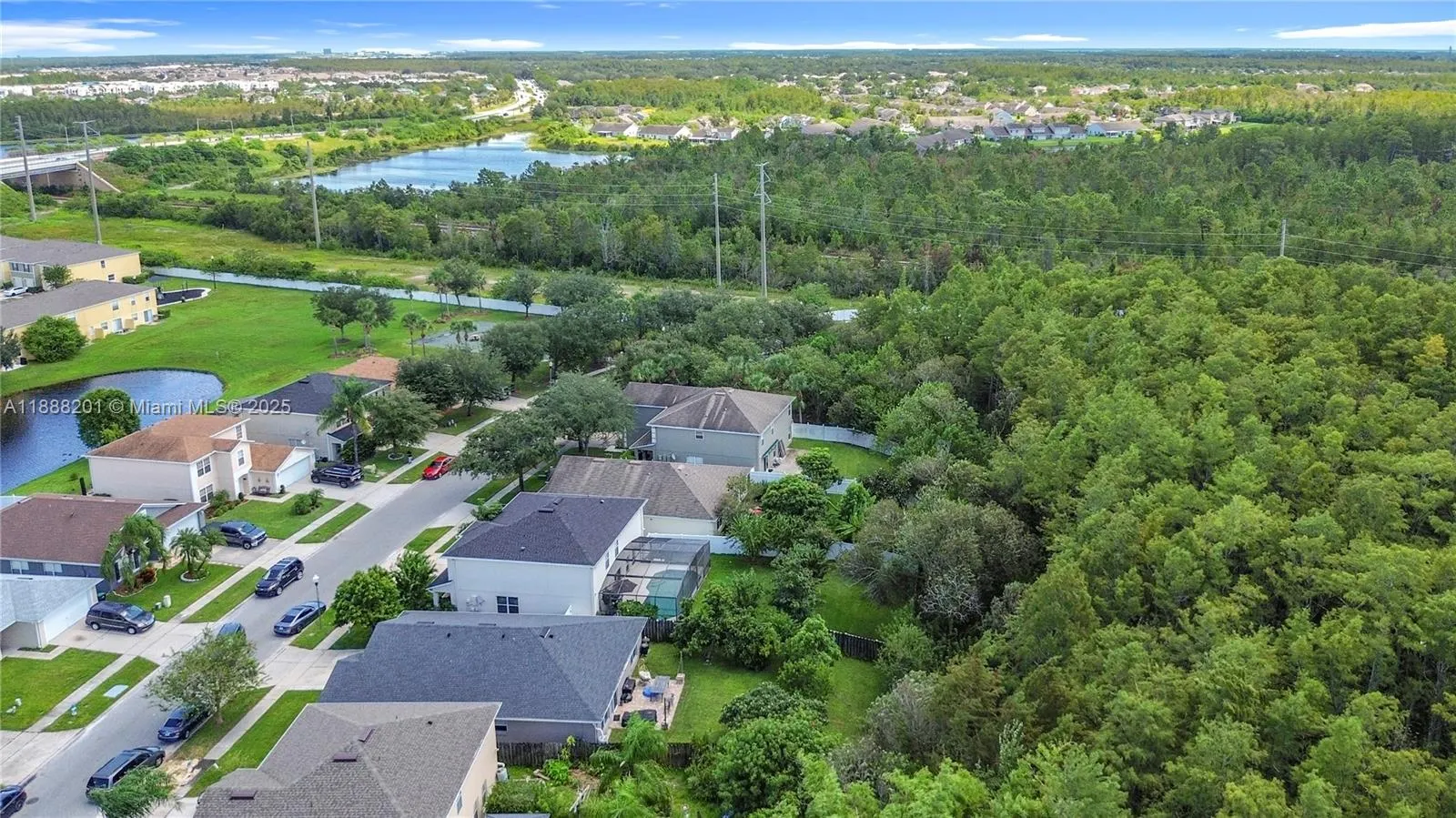 312 WINDROSE DR