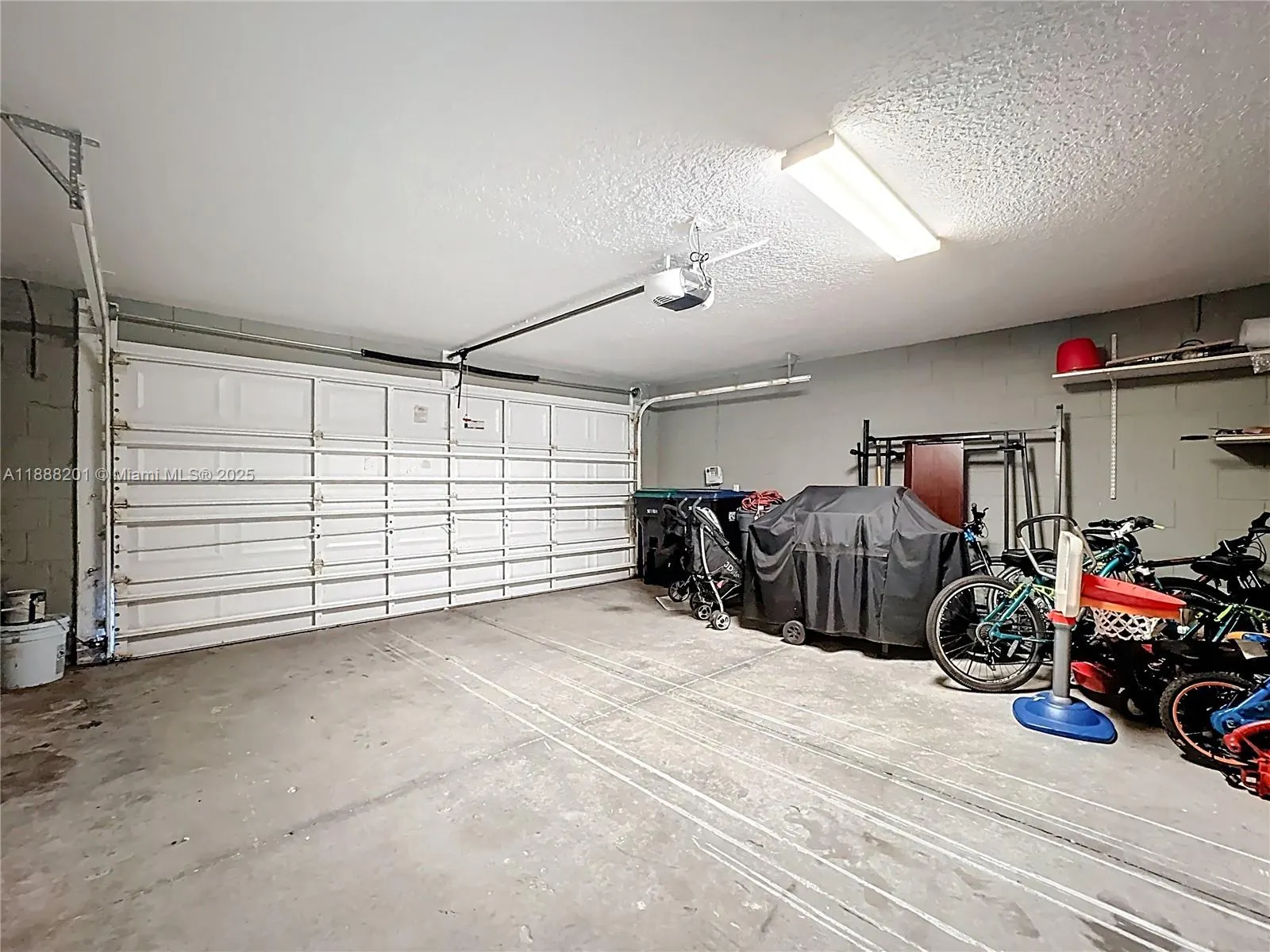 312 WINDROSE DR