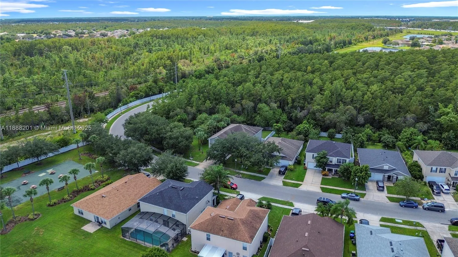312 WINDROSE DR