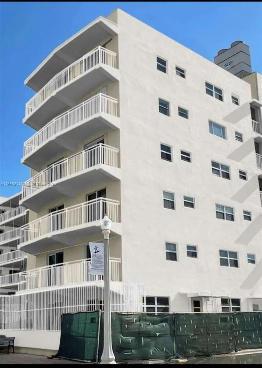 901 S Surf Rd, #208