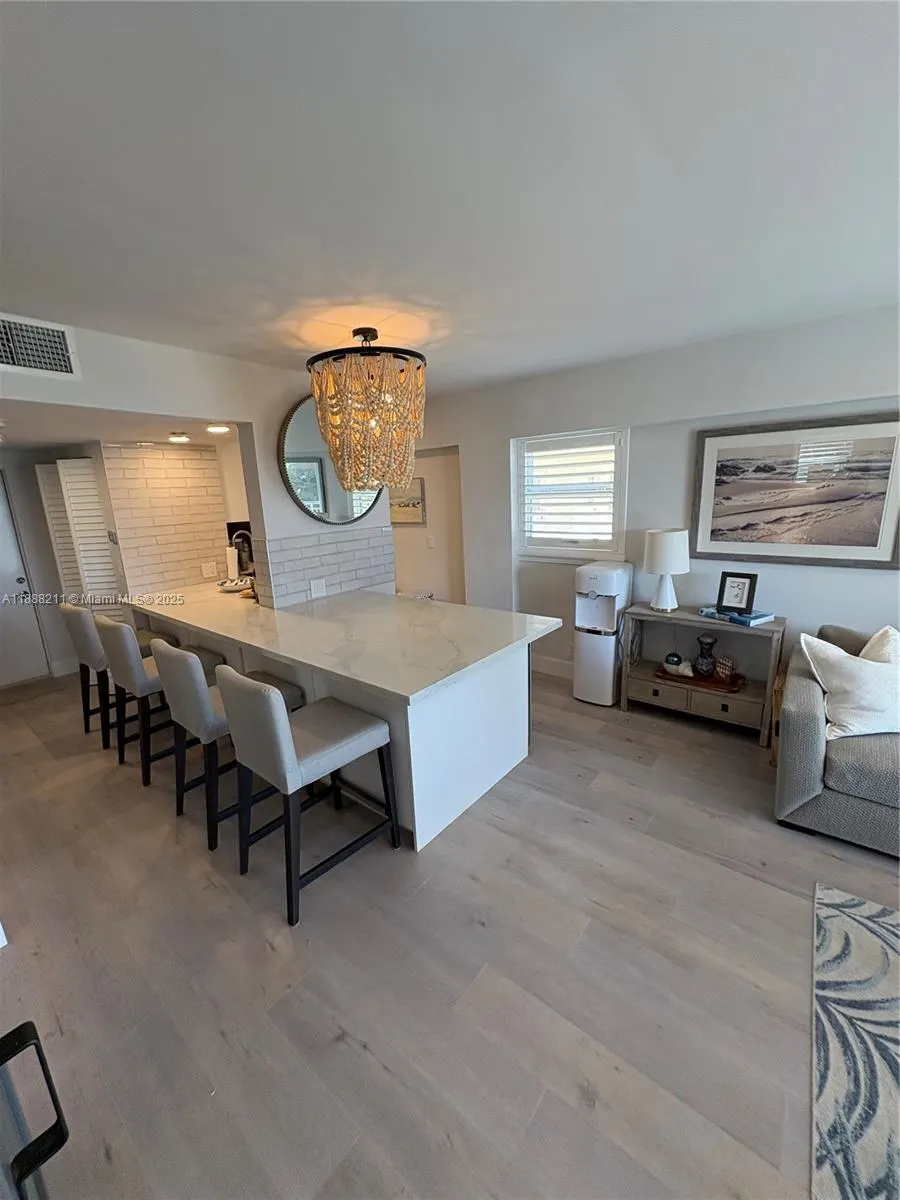 901 S Surf Rd, #208
