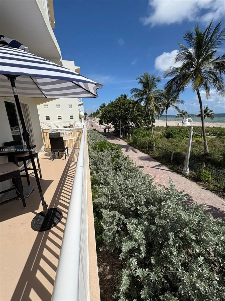 901 S Surf Rd, #208