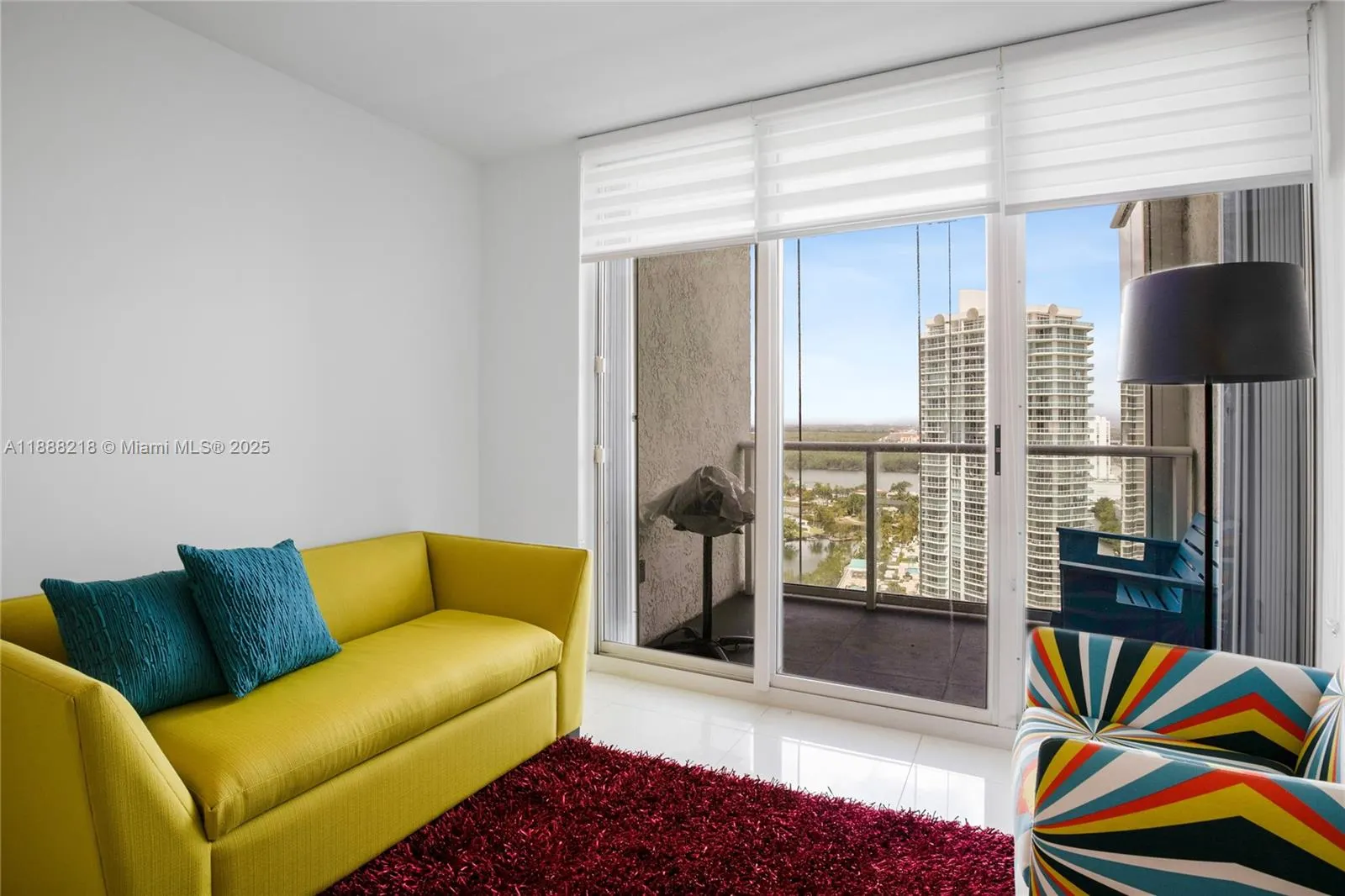 16445 Collins Ave, #2228