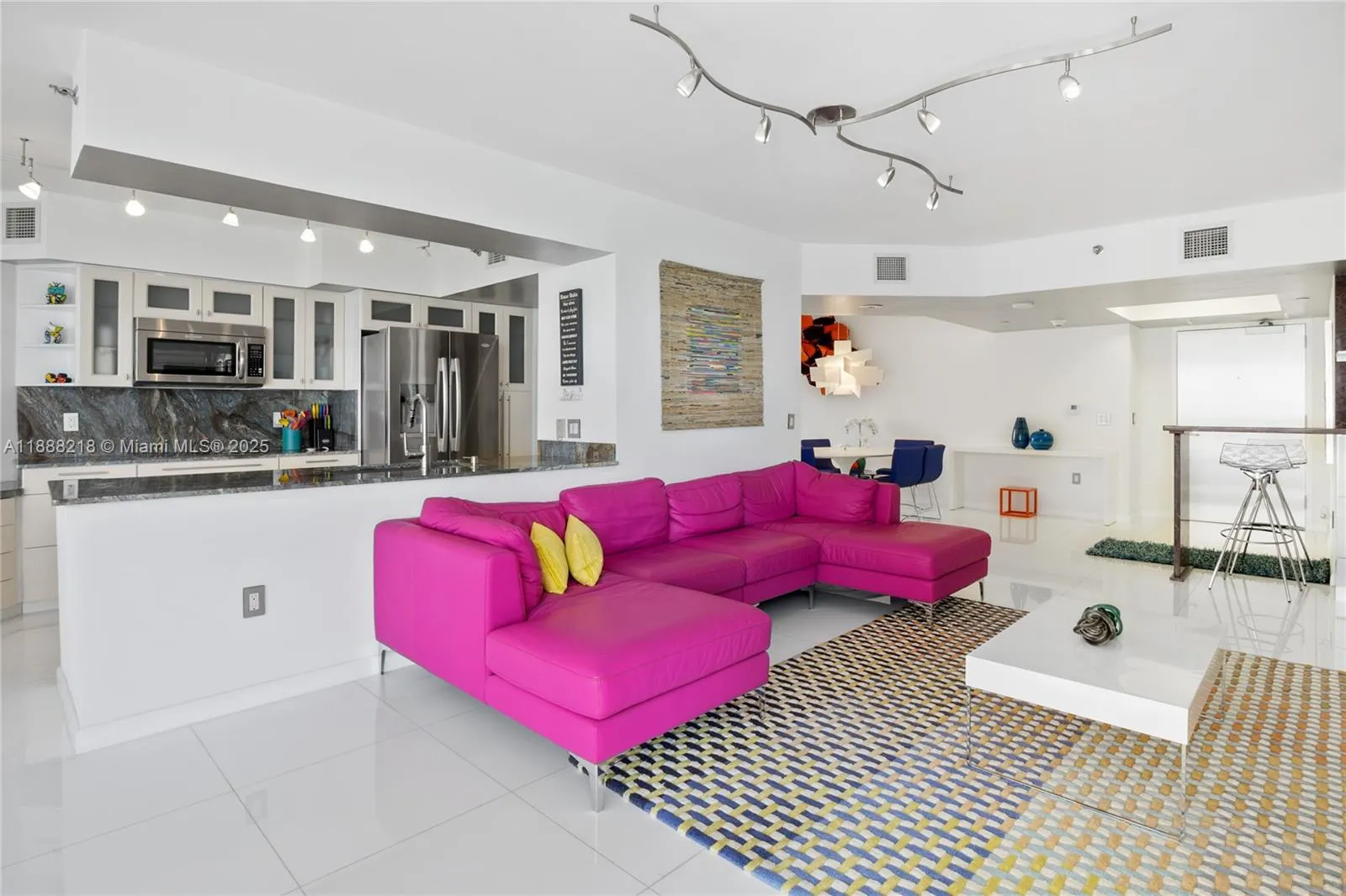 16445 Collins Ave, #2228