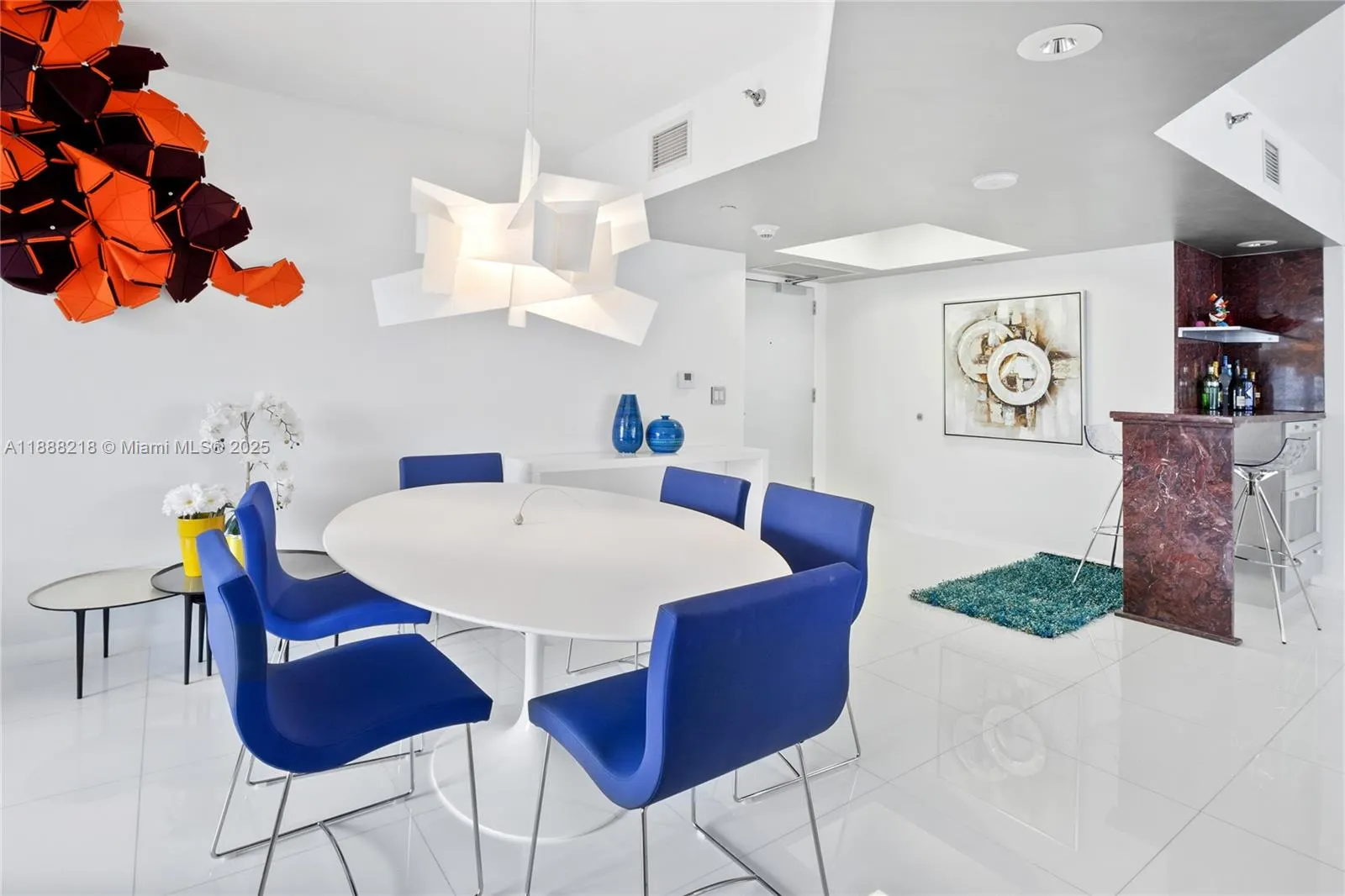 16445 Collins Ave, #2228