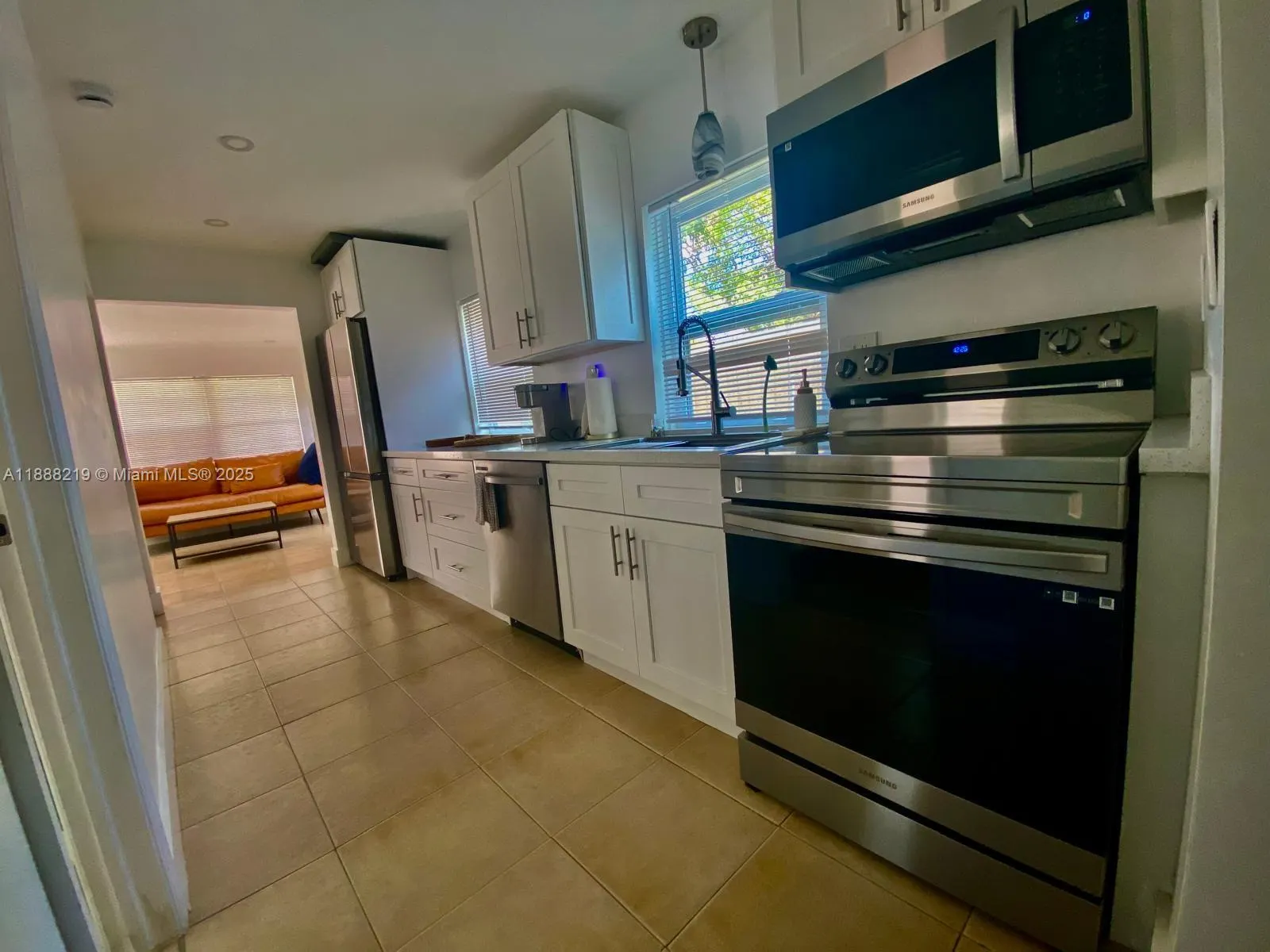 1420 SW 33rd Ct