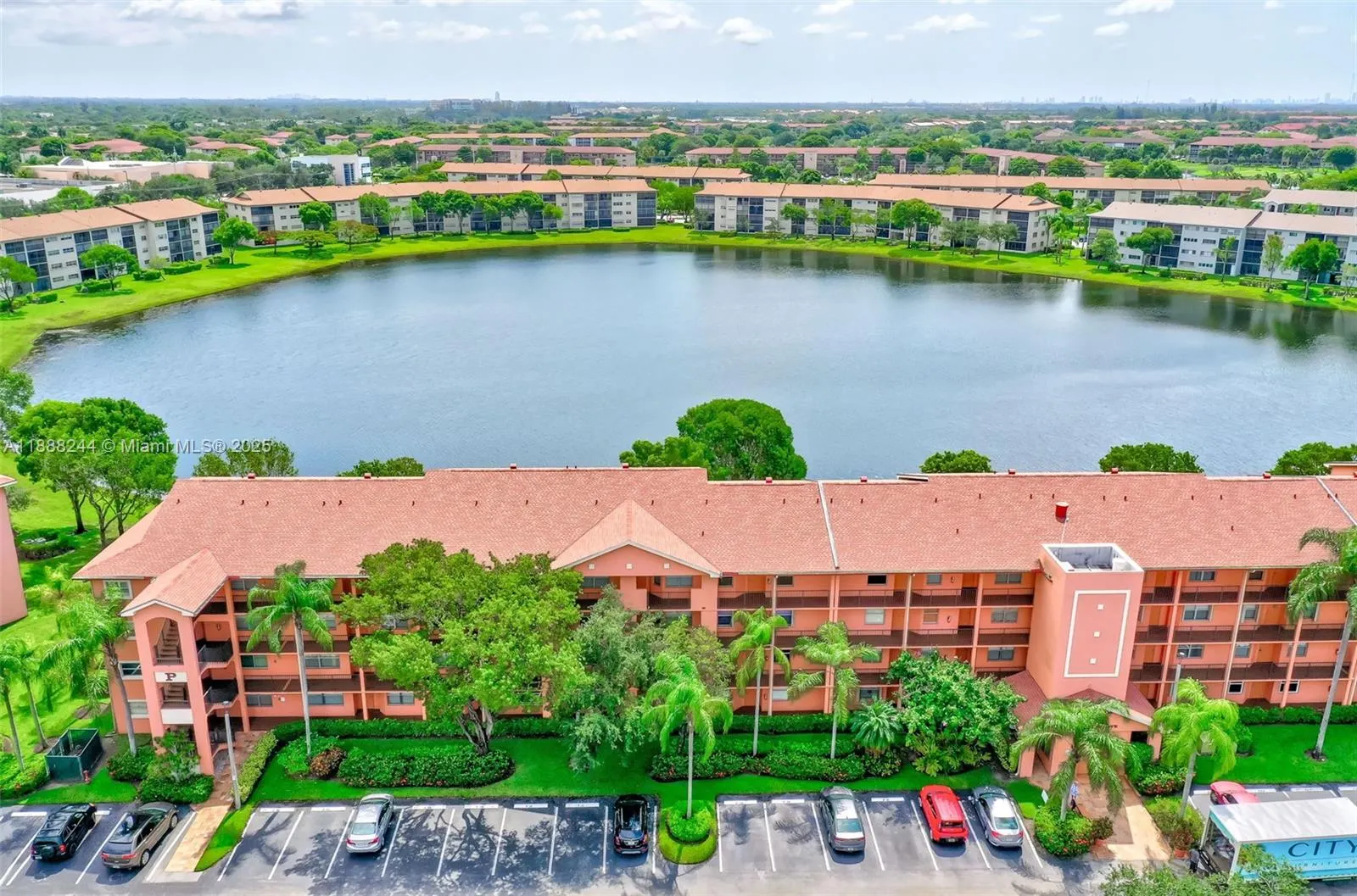 13800 SW 14th St, #409C