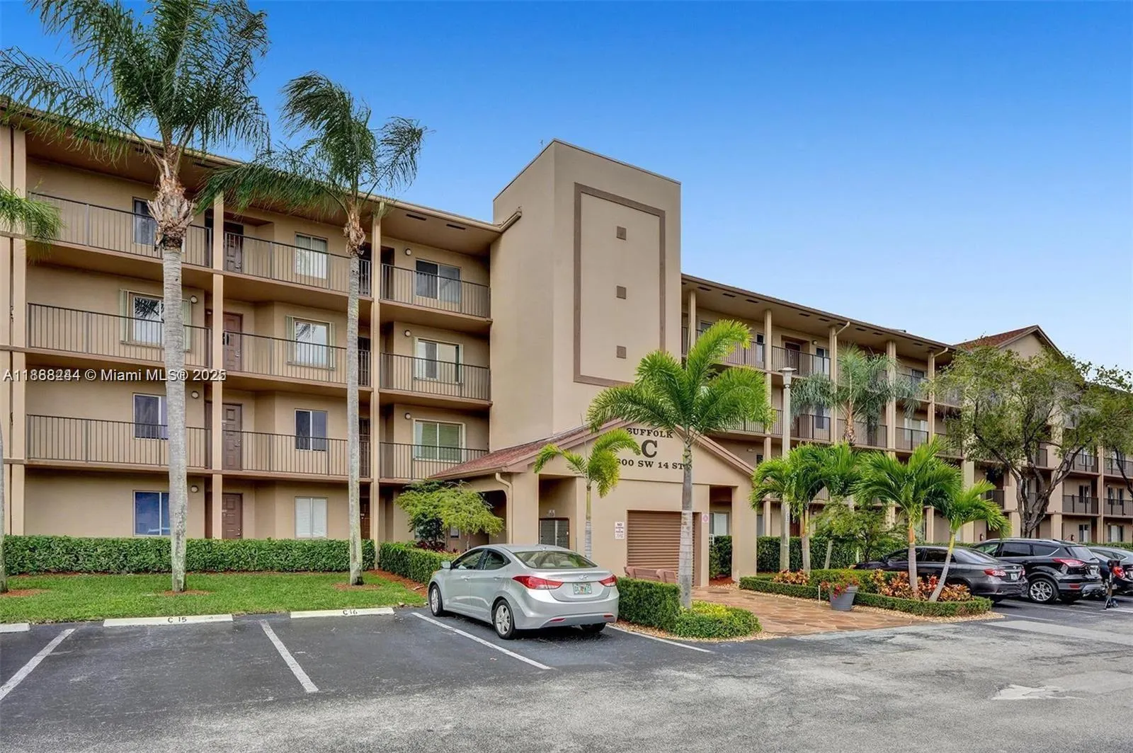 13800 SW 14th St, #409C