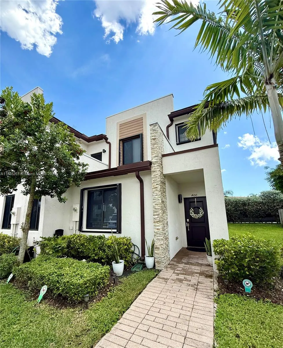 400 NE 208th Ter, #400