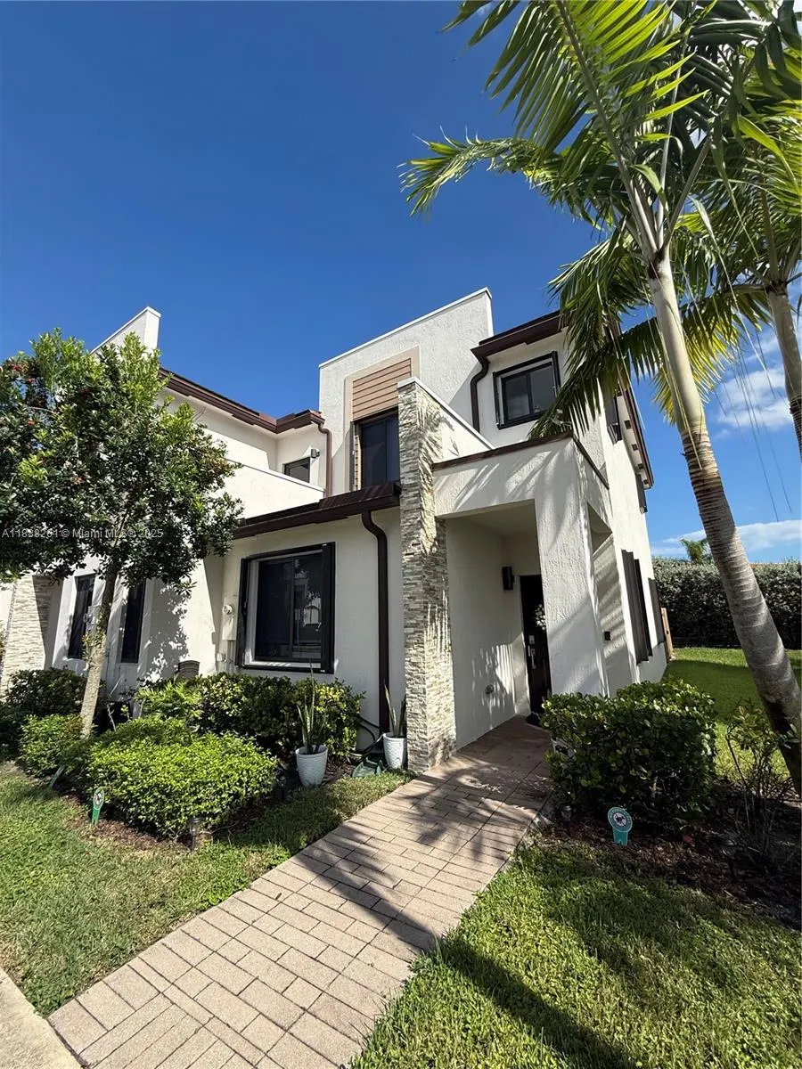 400 NE 208th Ter, #400