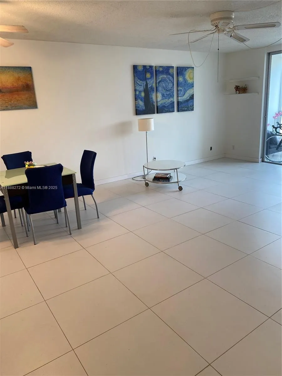 610 NE 12th Ave, #308