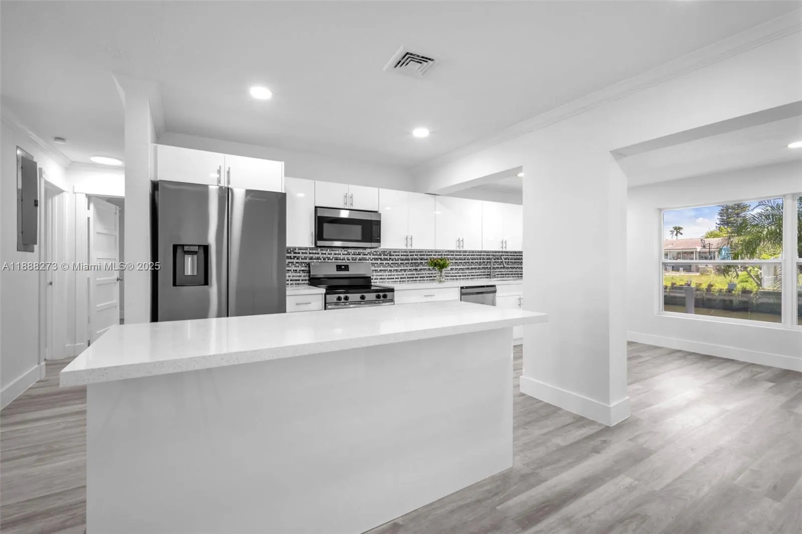 1840 NW 32nd St