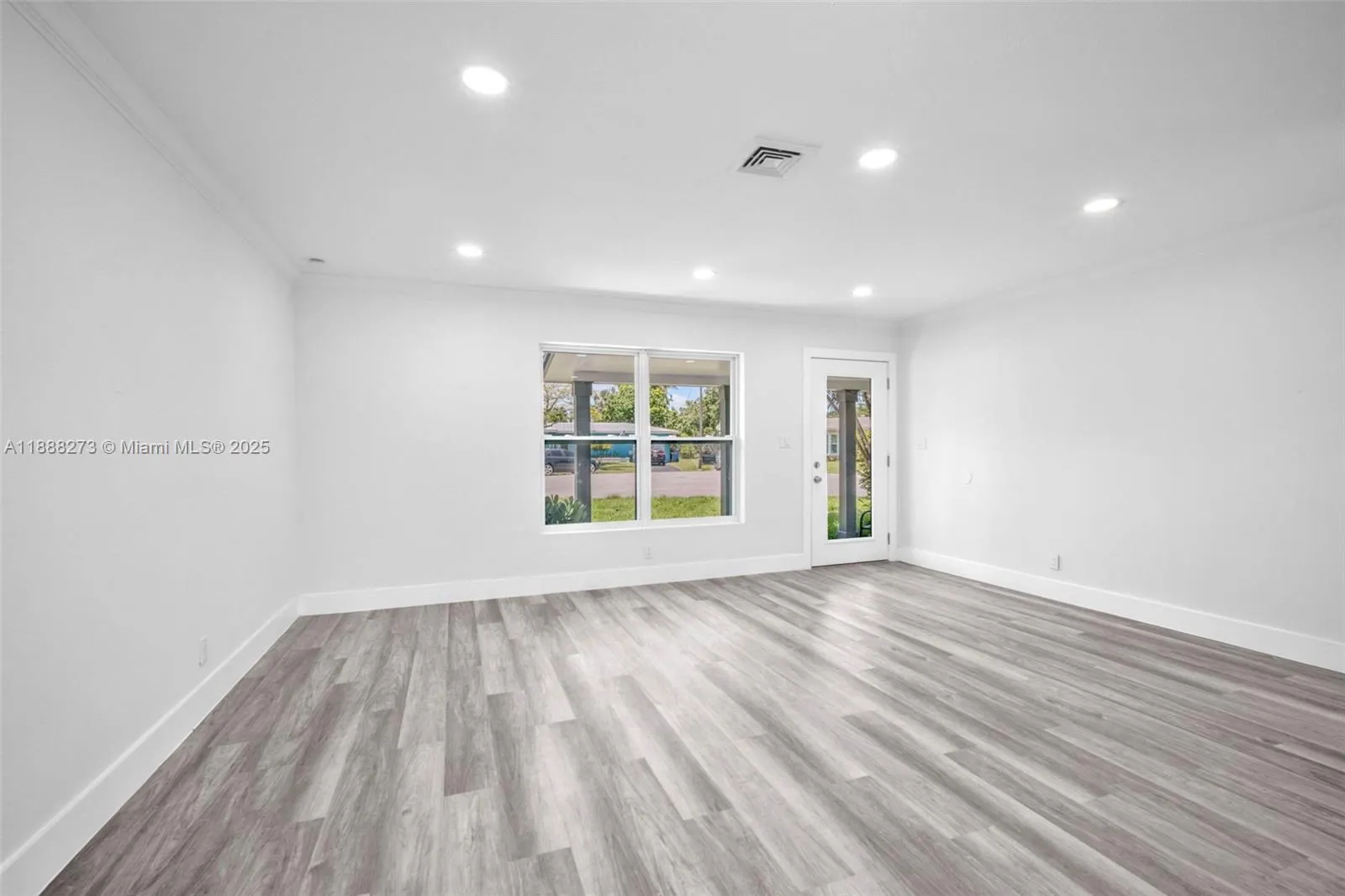 1840 NW 32nd St