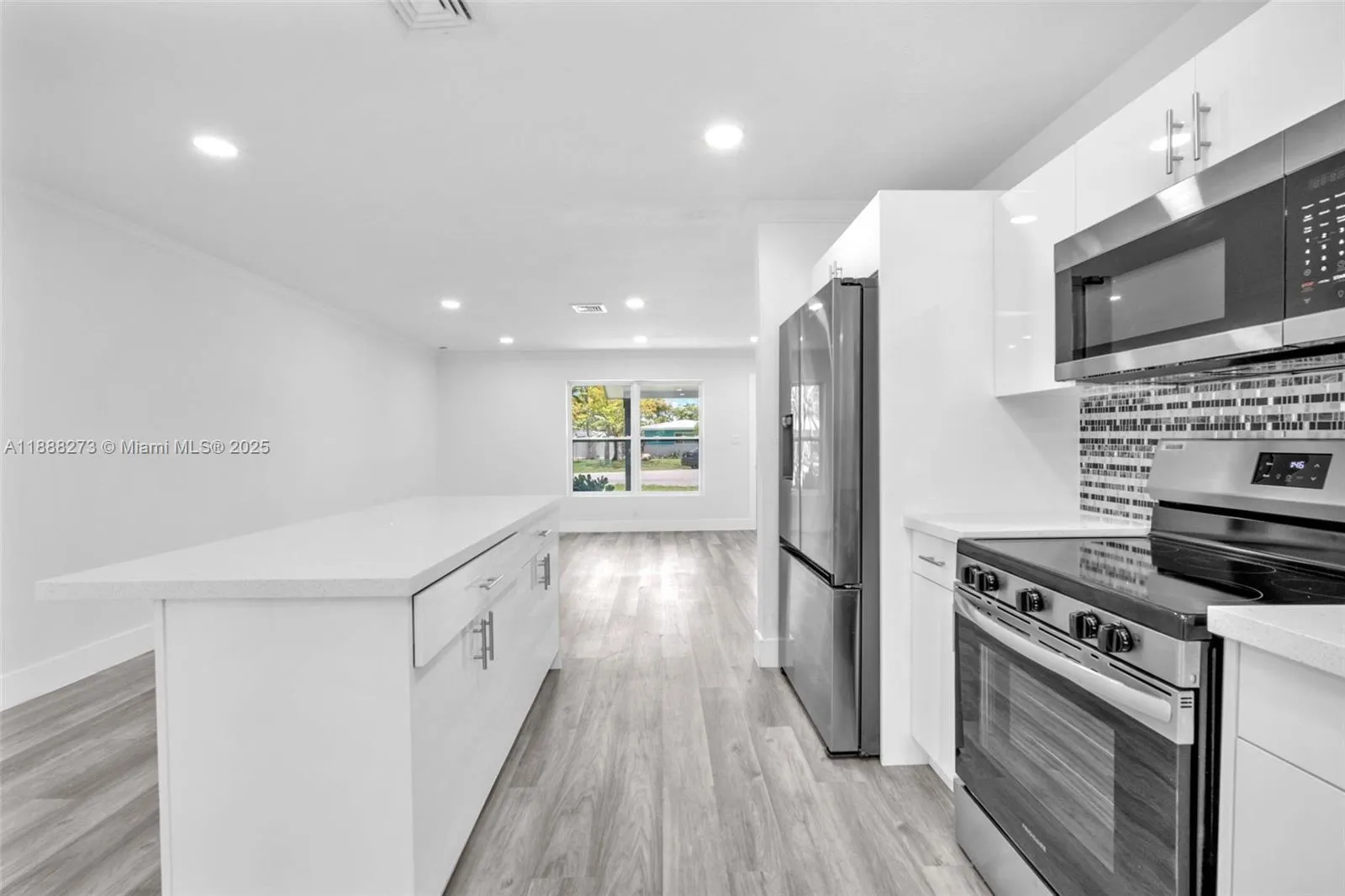 1840 NW 32nd St