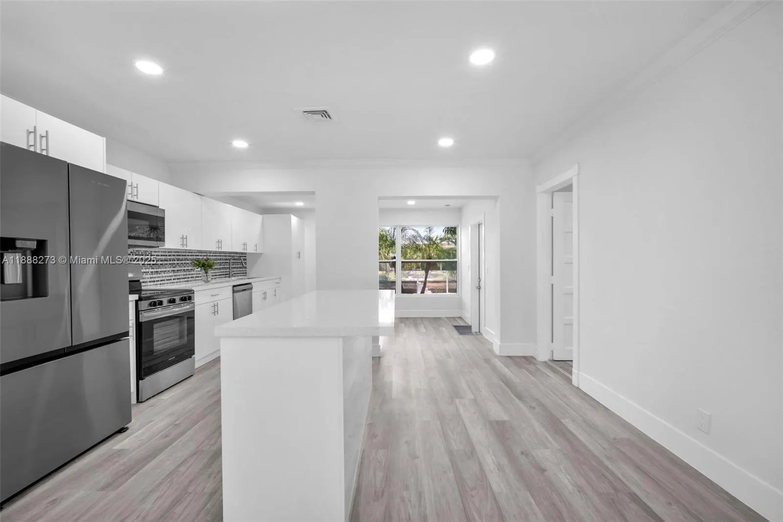 1840 NW 32nd St