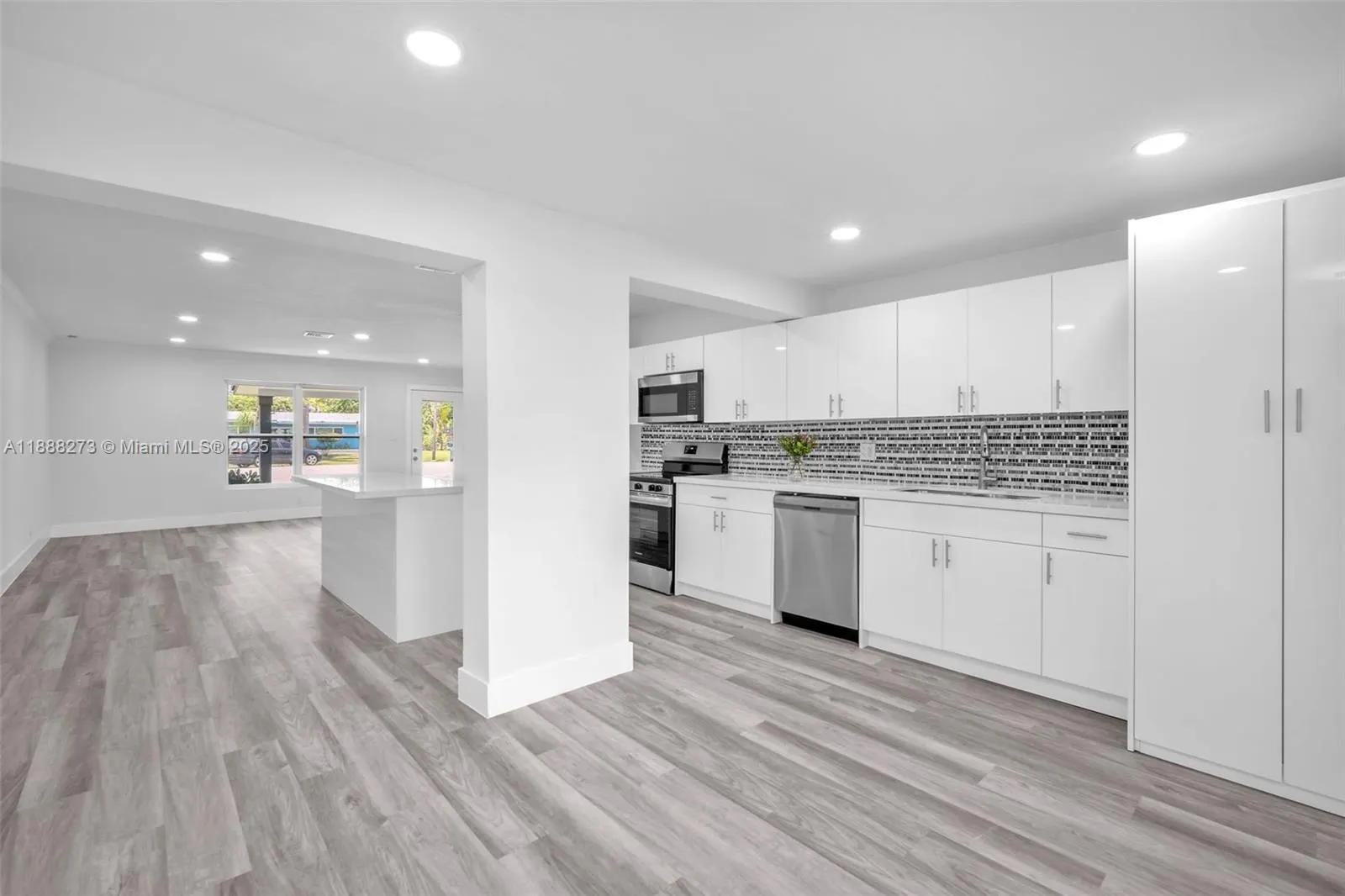 1840 NW 32nd St