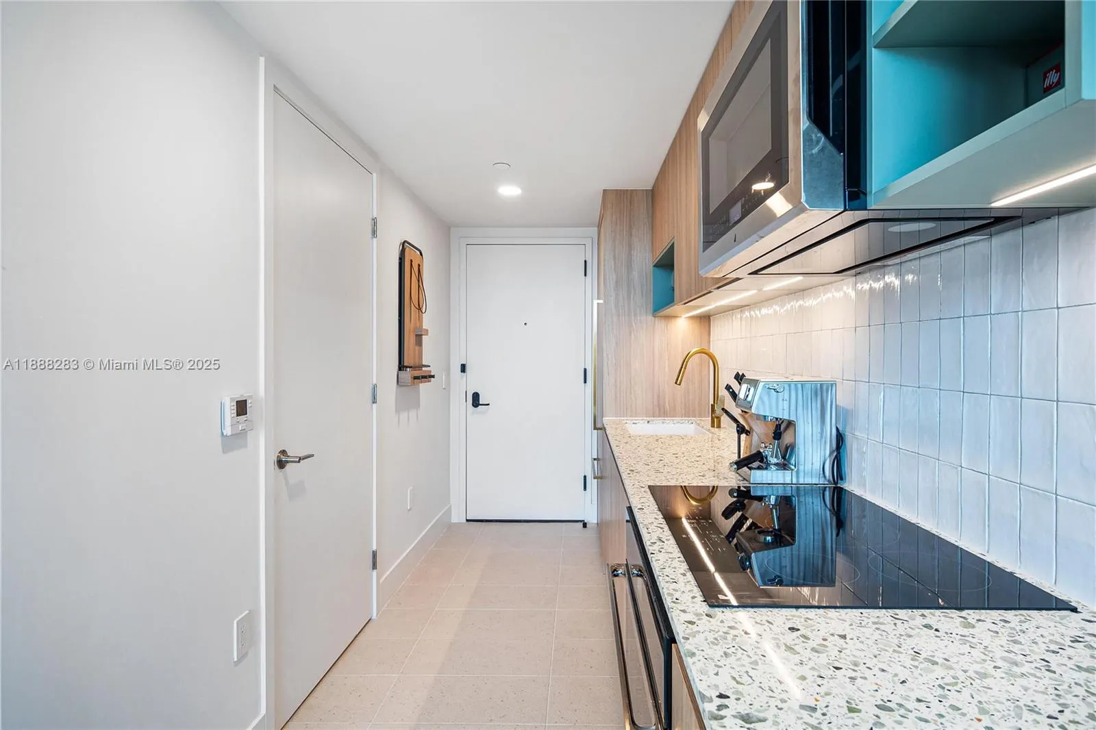 601 NE 1, #3214