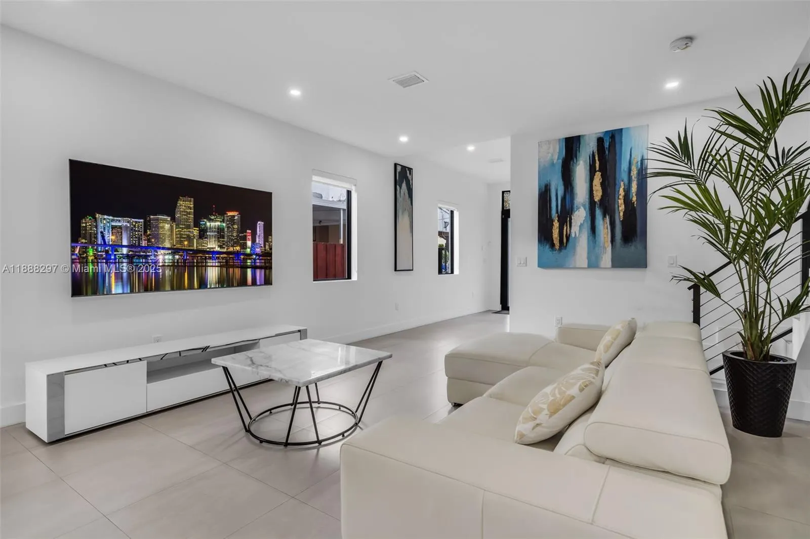 2755 SW 2nd St, #2759