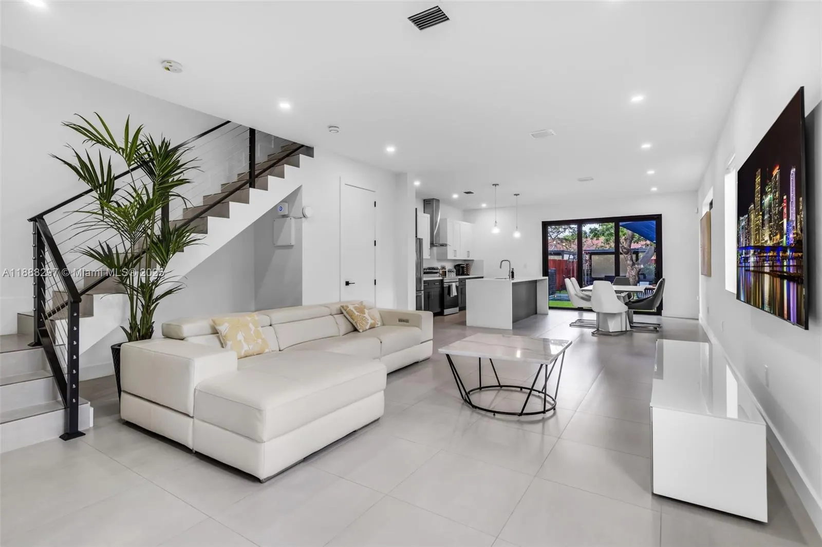 2755 SW 2nd St, #2759