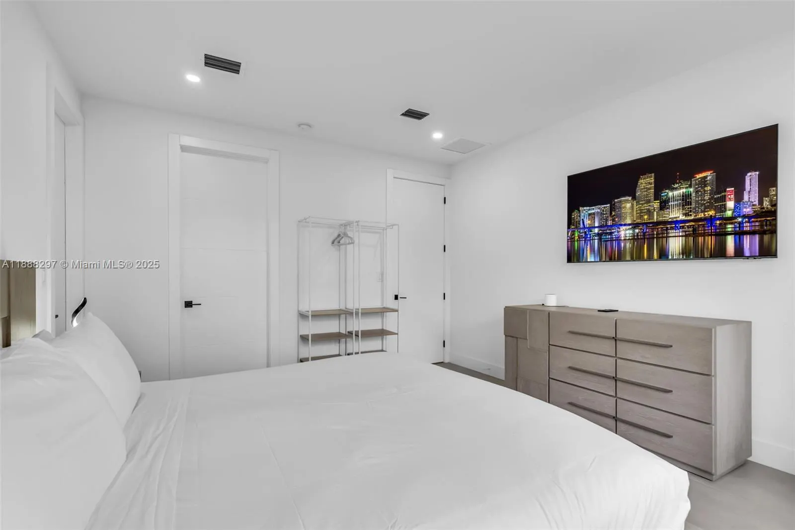 2755 SW 2nd St, #2759