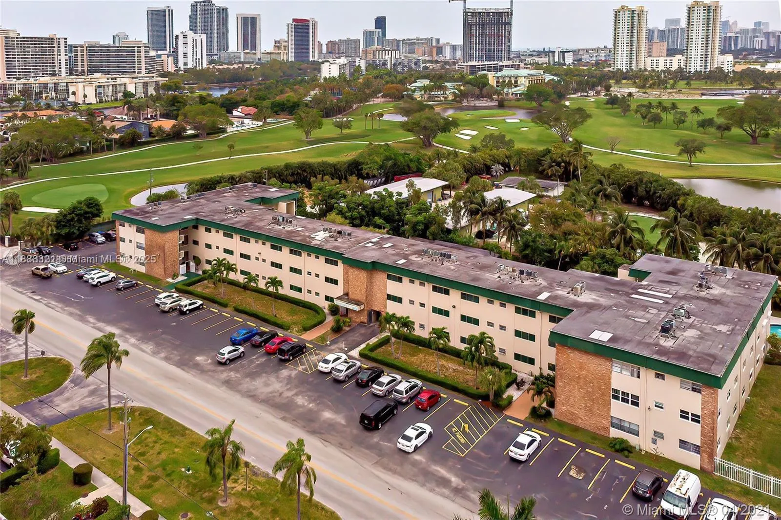 1450 Atlantic Shores Blvd, #109