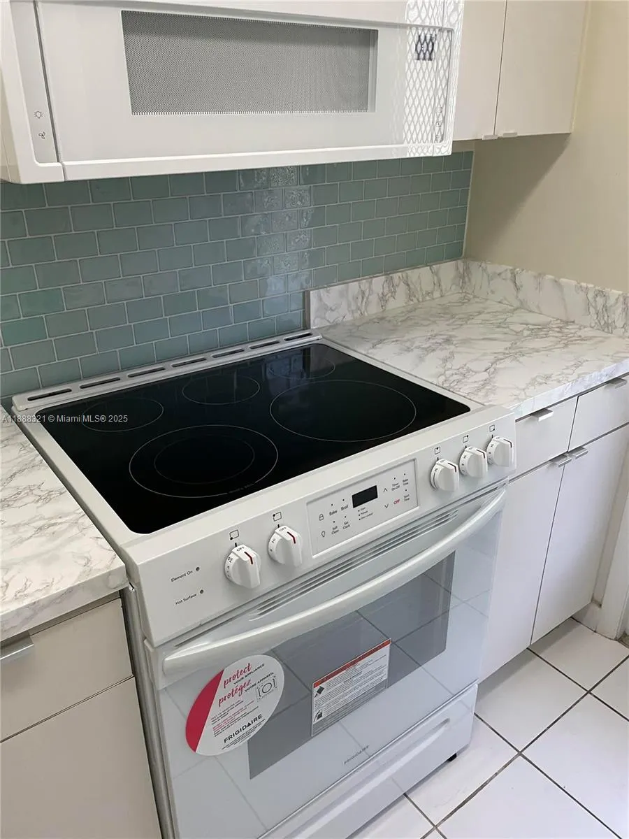 1450 Atlantic Shores Blvd, #109