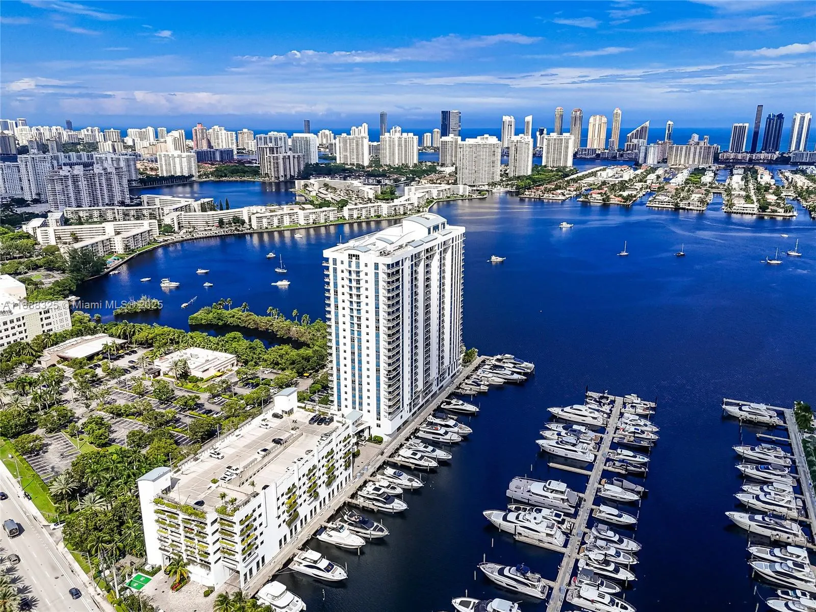 17301 Biscayne Blvd, #501