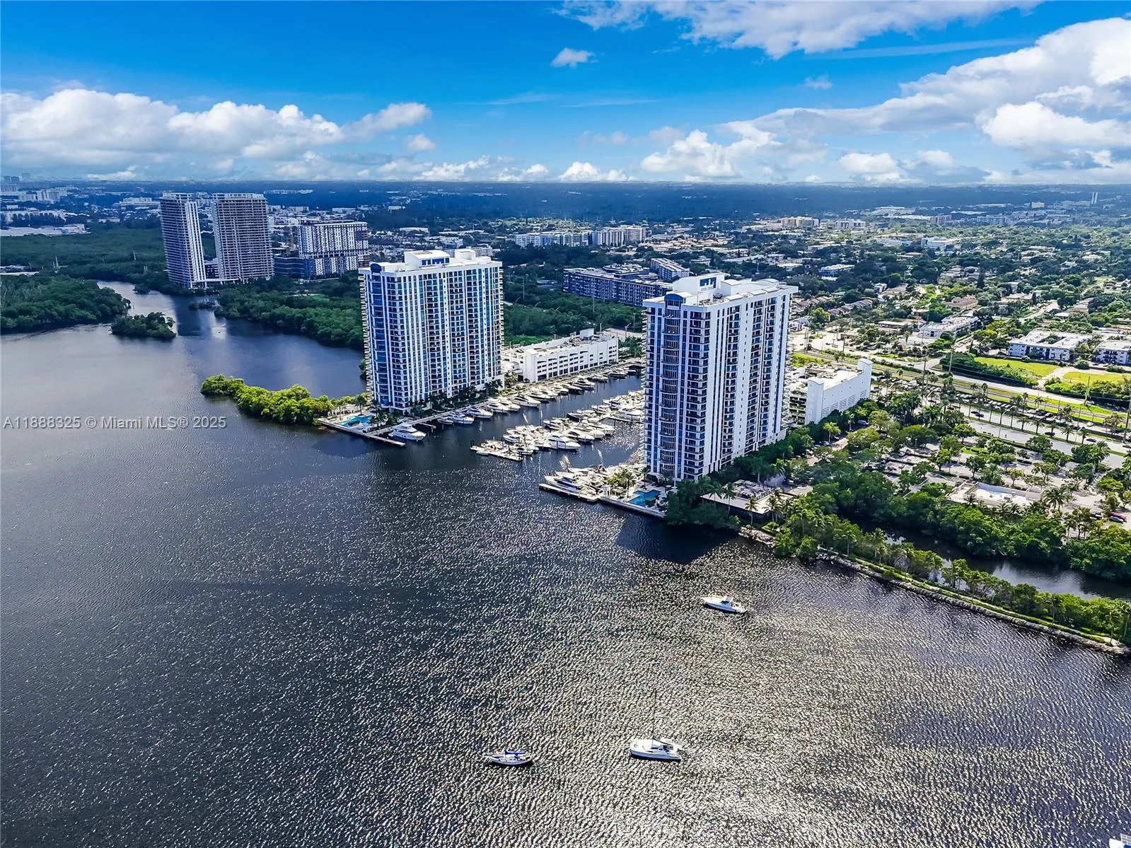 17301 Biscayne Blvd, #501