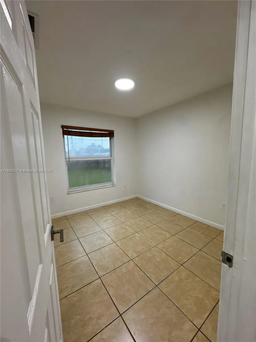3630 NW 194th Ter