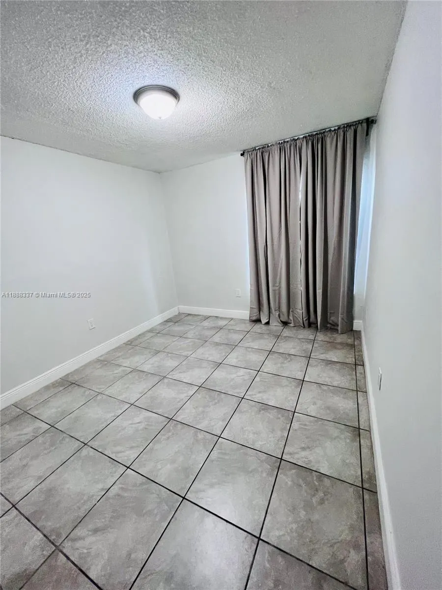 3630 NW 194th Ter