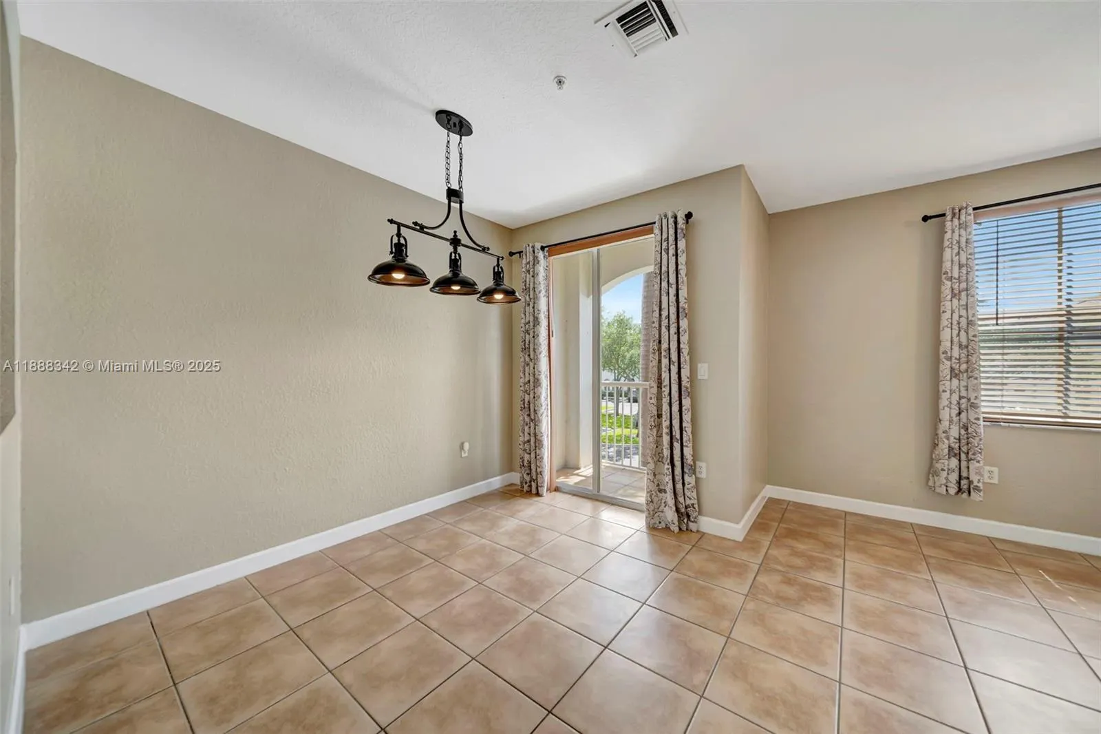 4361 SW 160th Ave, #208