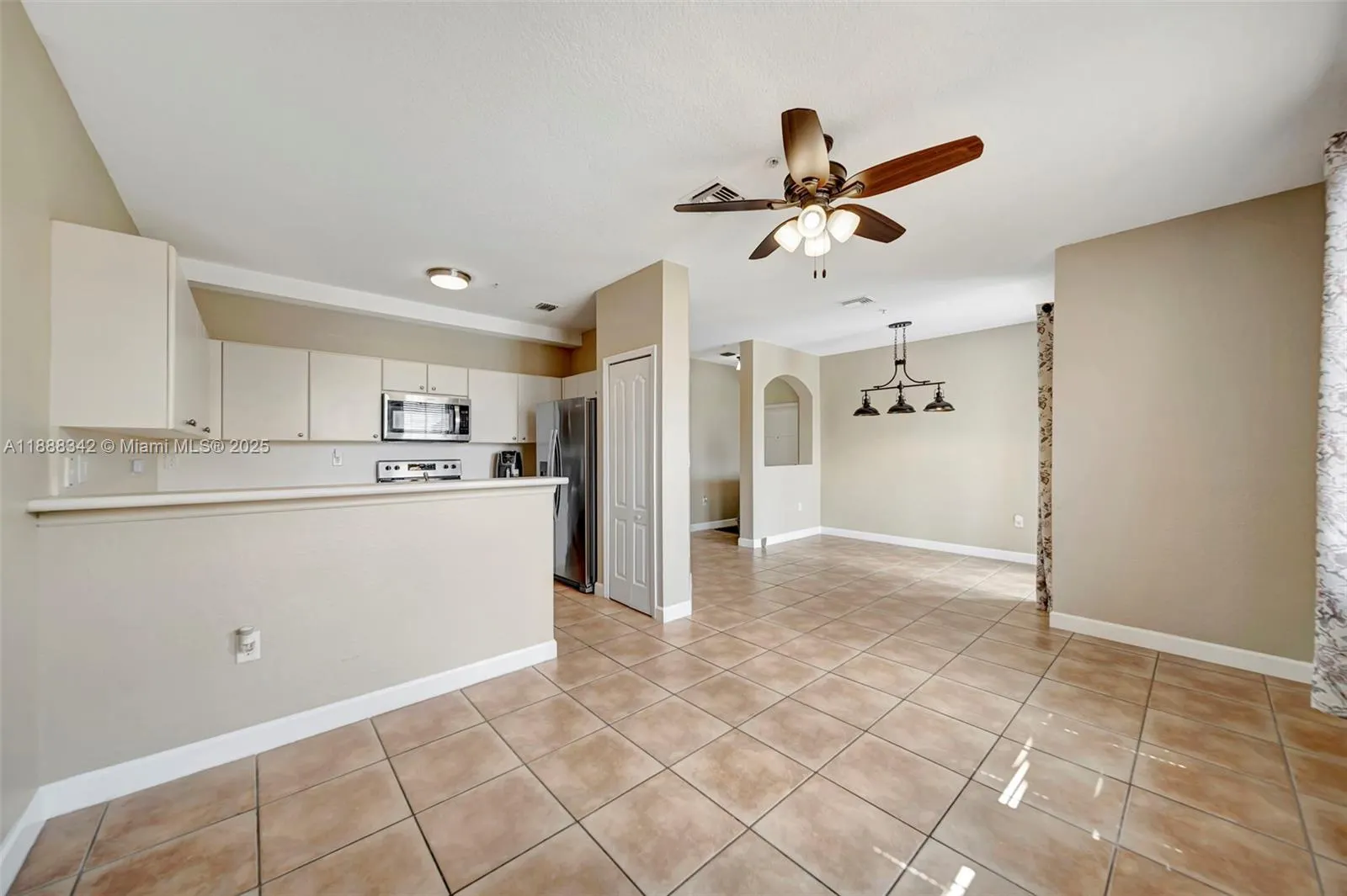 4361 SW 160th Ave, #208
