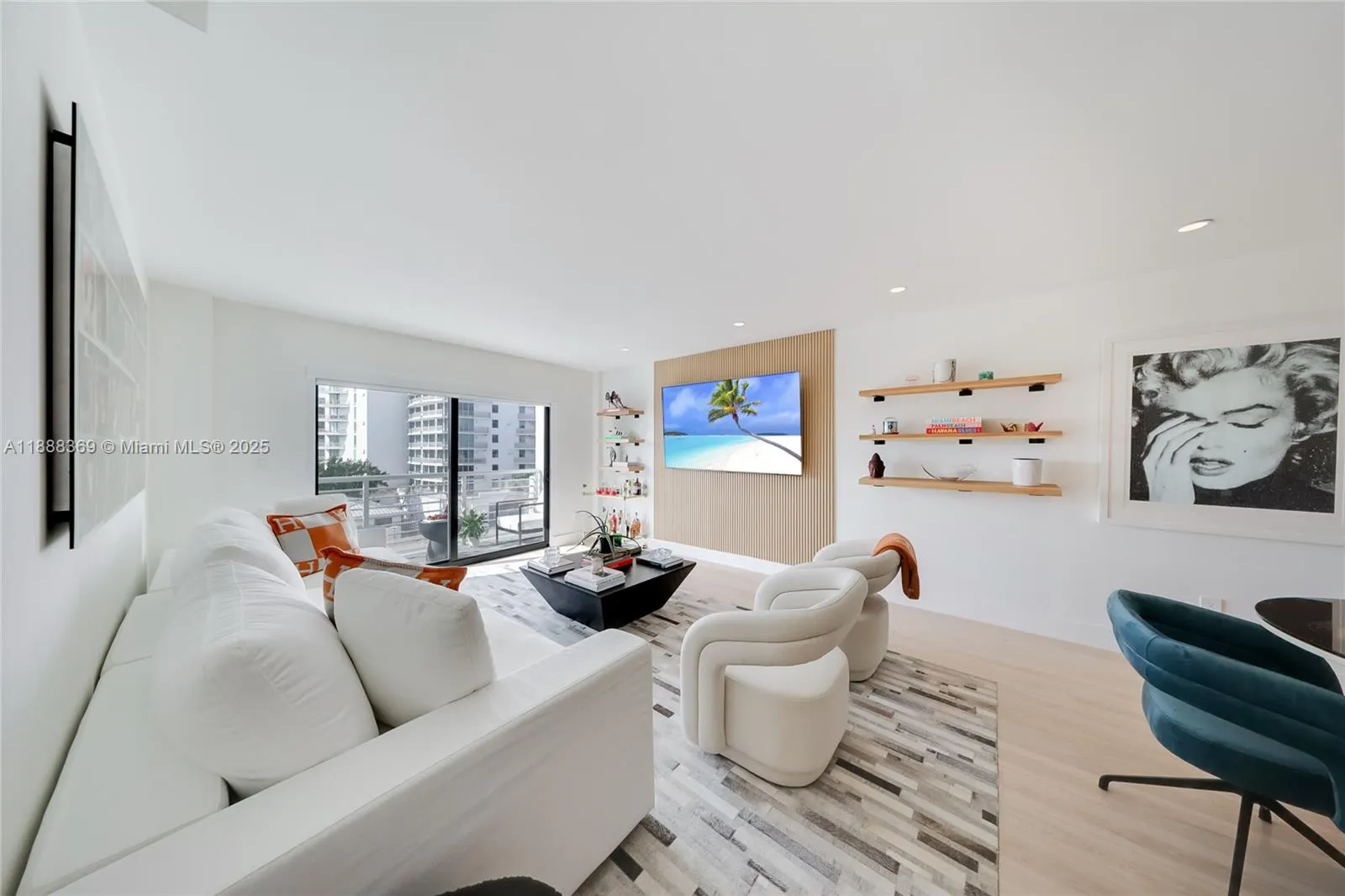 1450 Lincoln Rd, #606