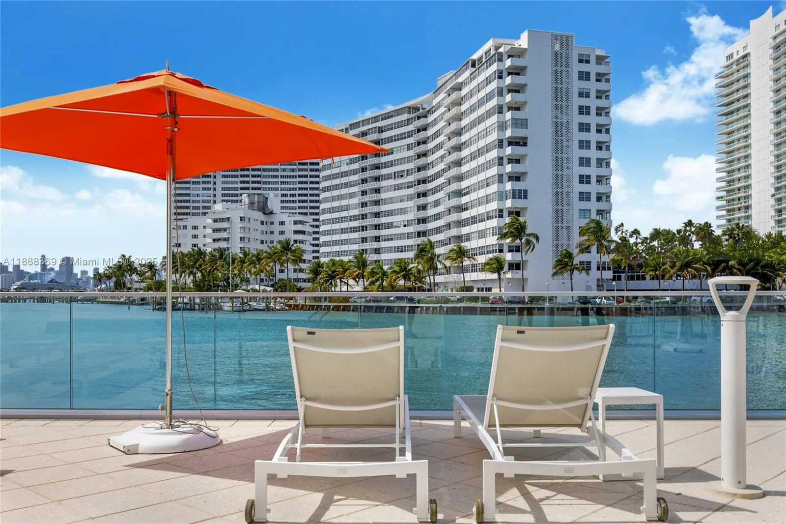 1450 Lincoln Rd, #606