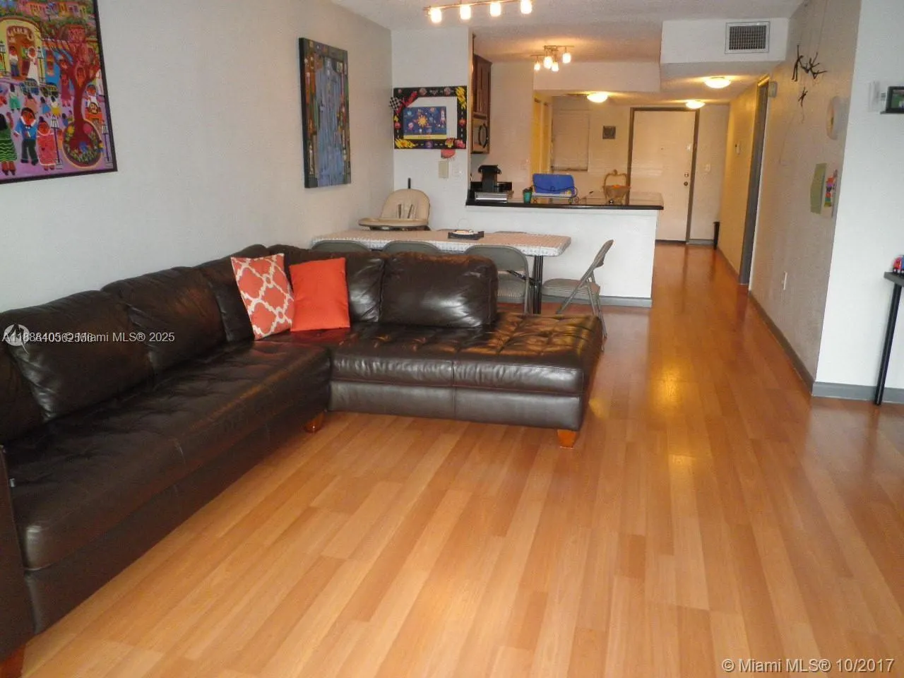 1021 Mockingbird Ln, #209