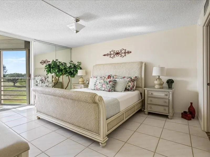 6200 NW 2nd Ave, #418