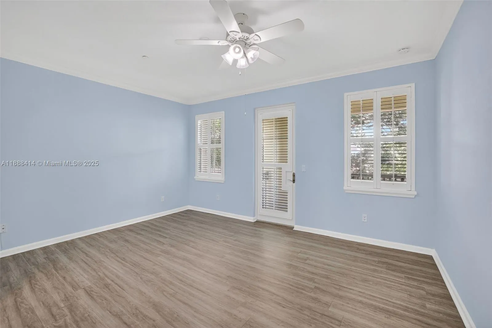 4186 Cascada Cir