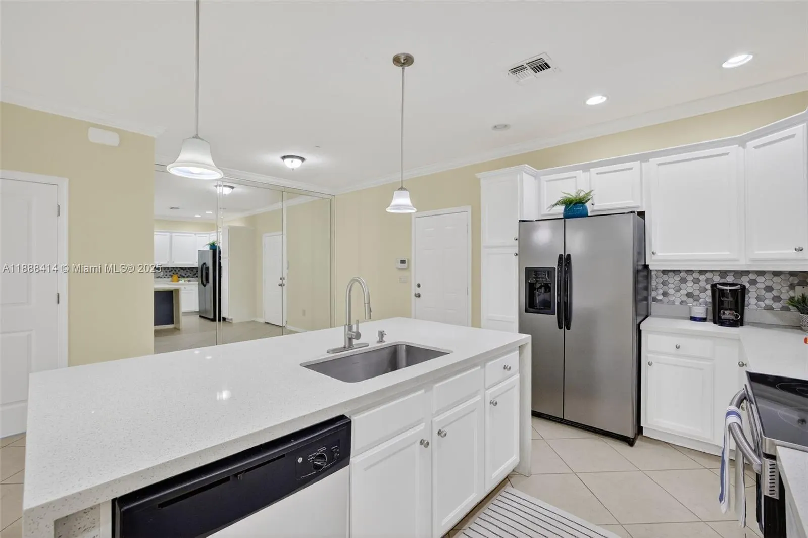 4186 Cascada Cir