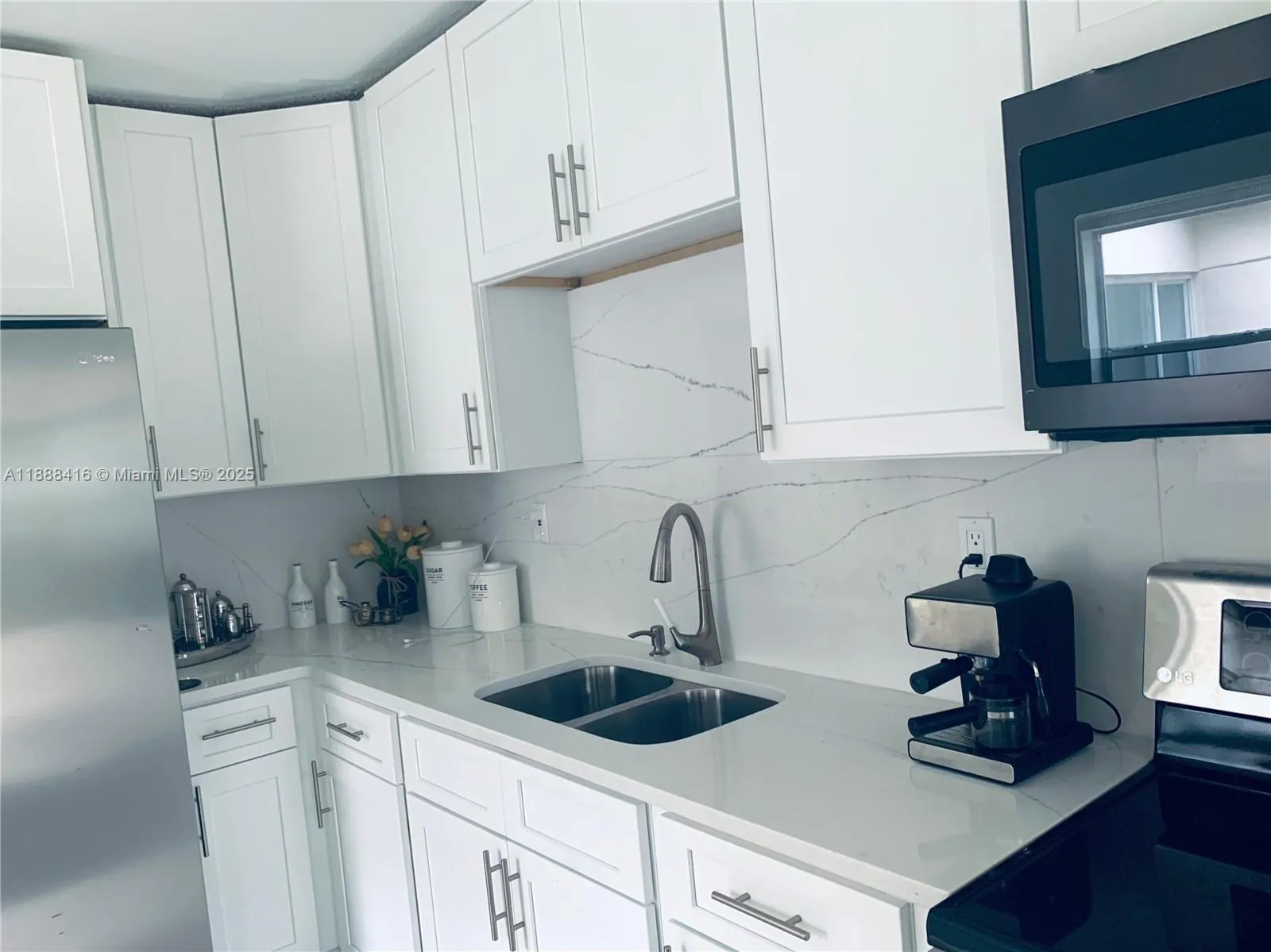 139 SW 21st Way