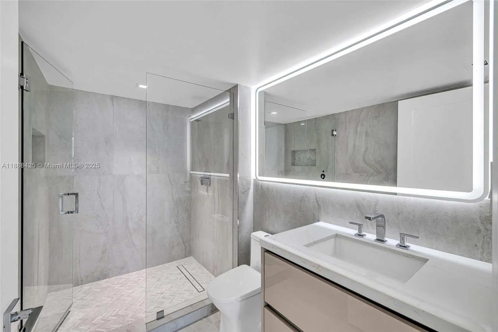 90 Alton Rd, #1103