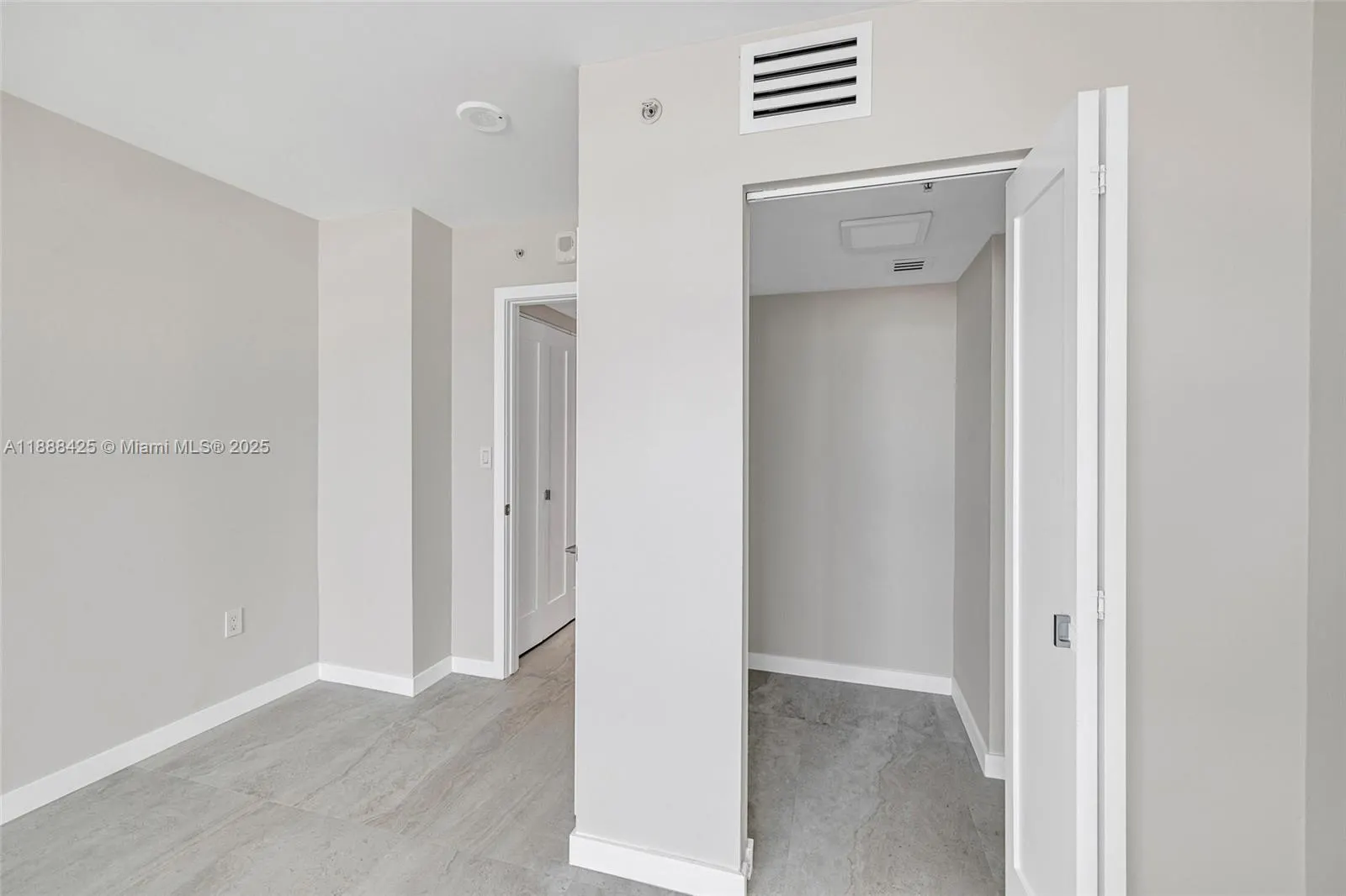 90 Alton Rd, #1103
