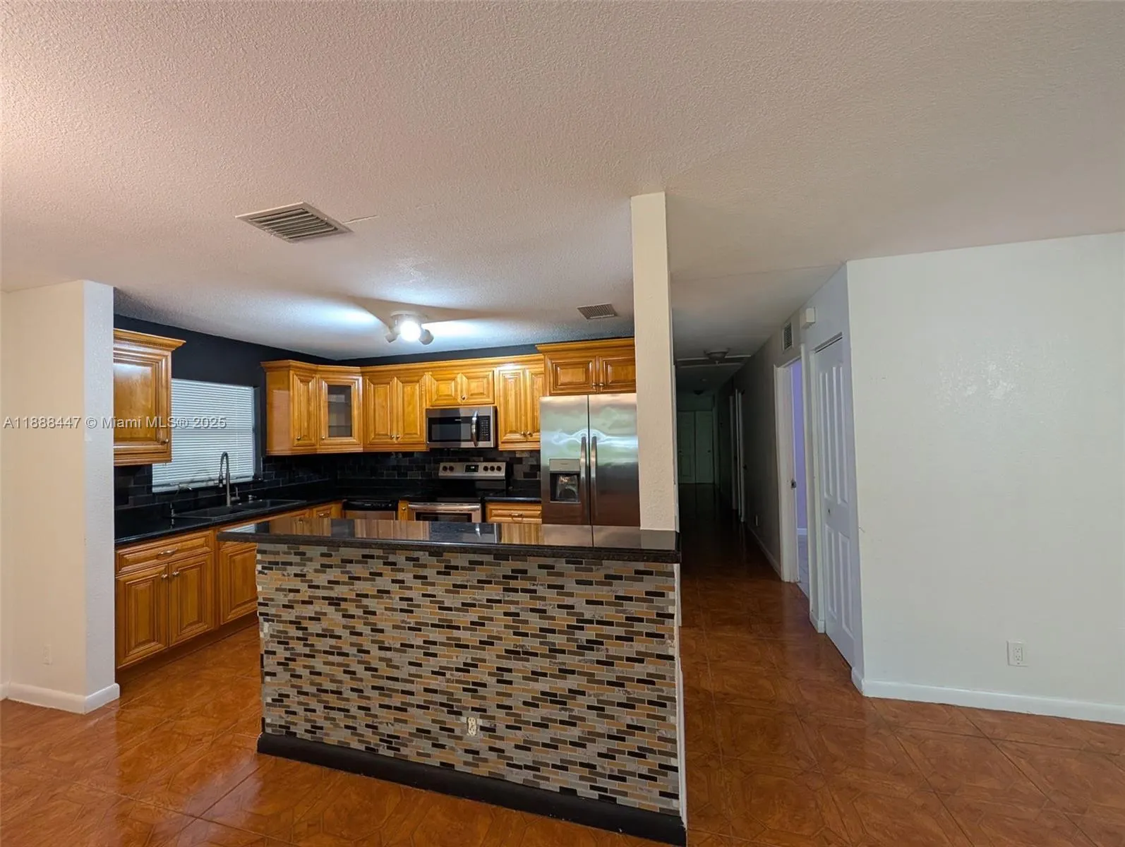 621 S 24th Ave