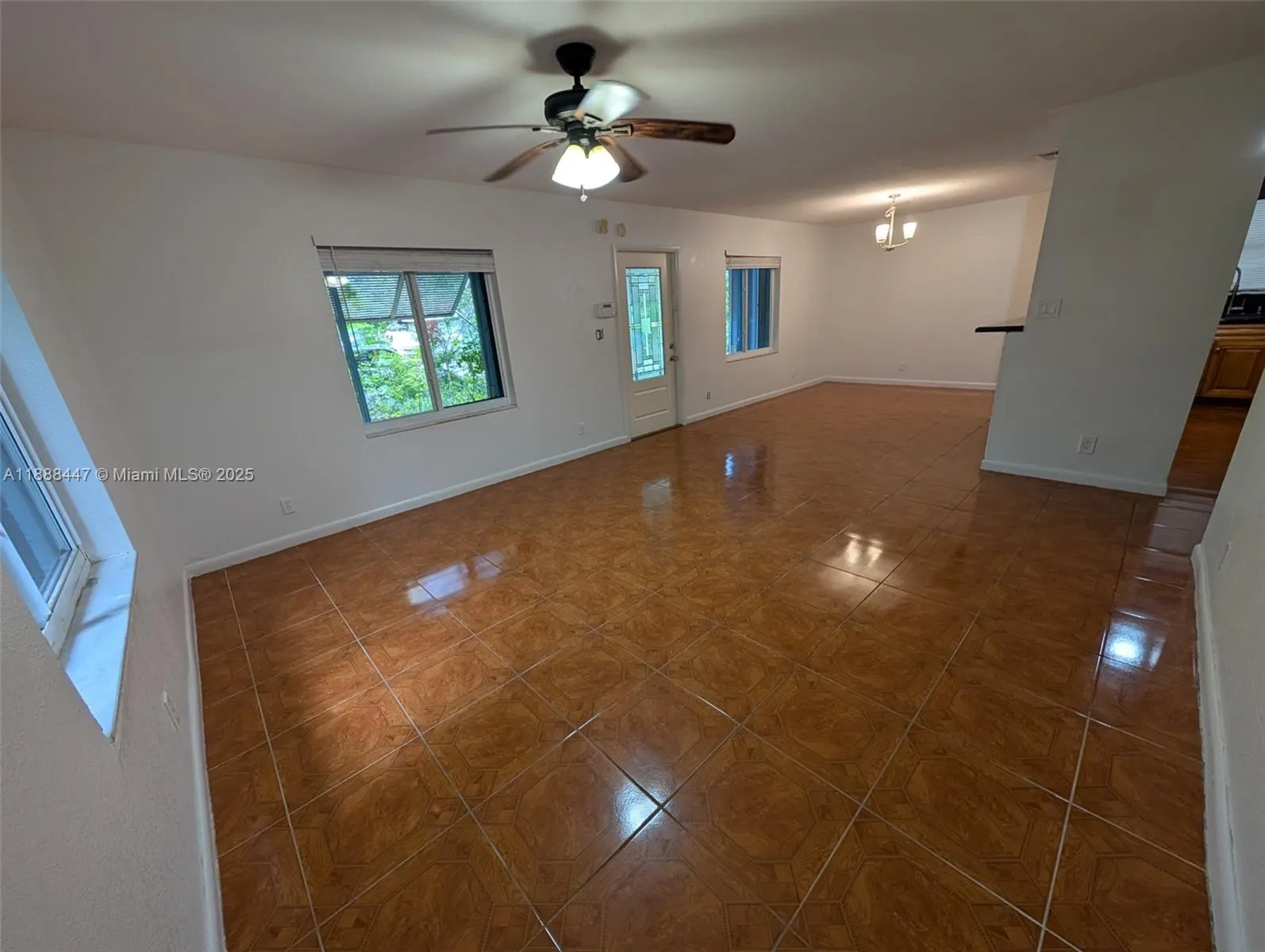621 S 24th Ave