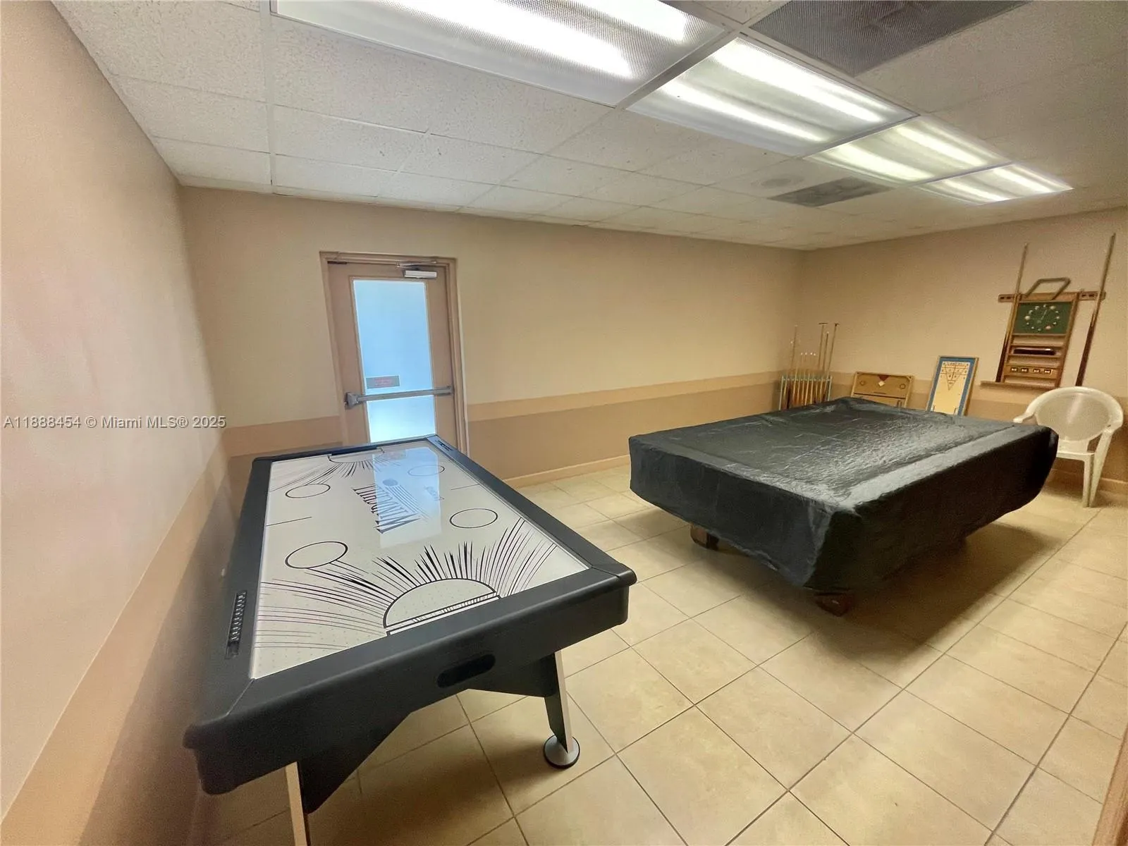 4350 NW 30th St, #233