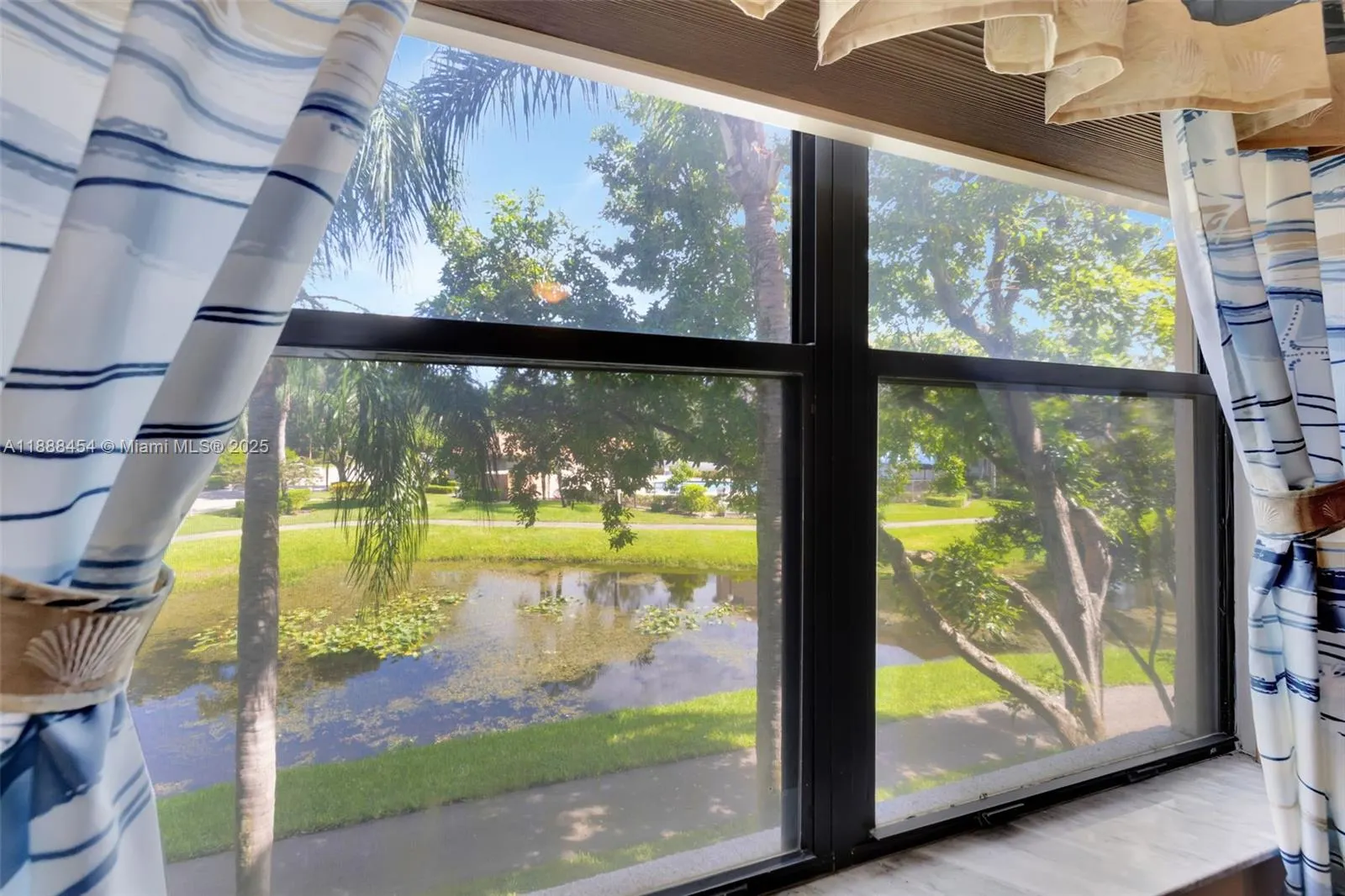 4350 NW 30th St, #233
