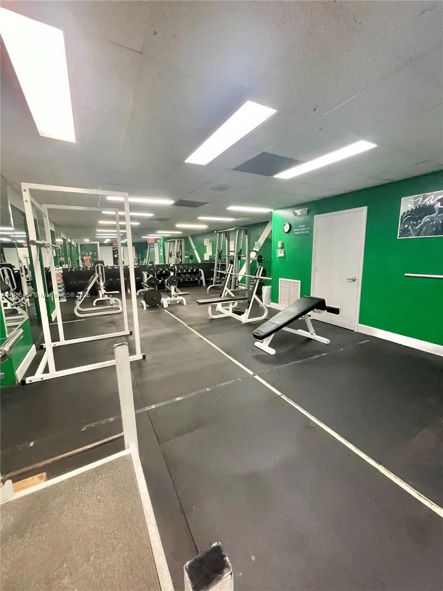 4350 NW 30th St, #233