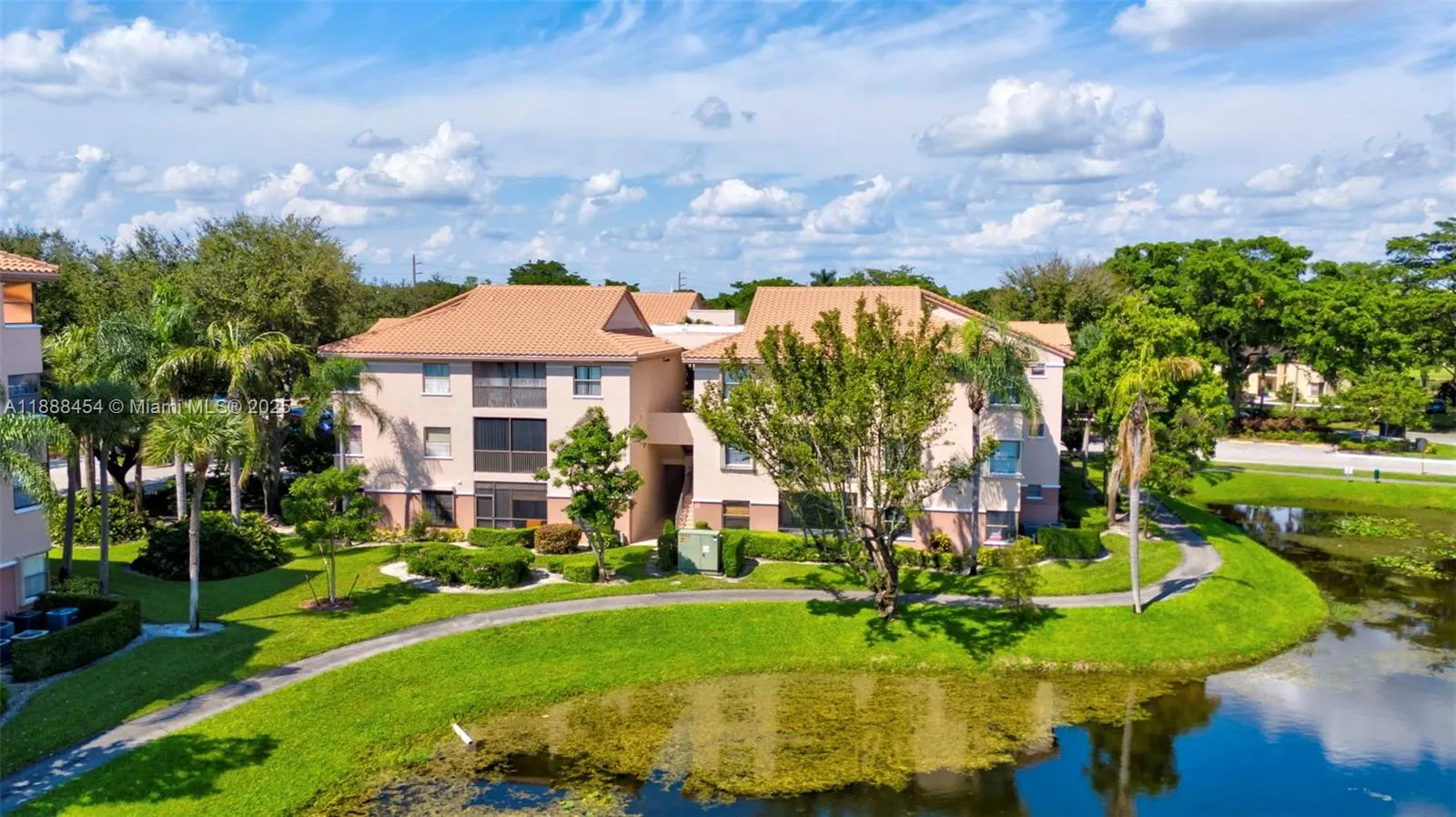 4350 NW 30th St, #233