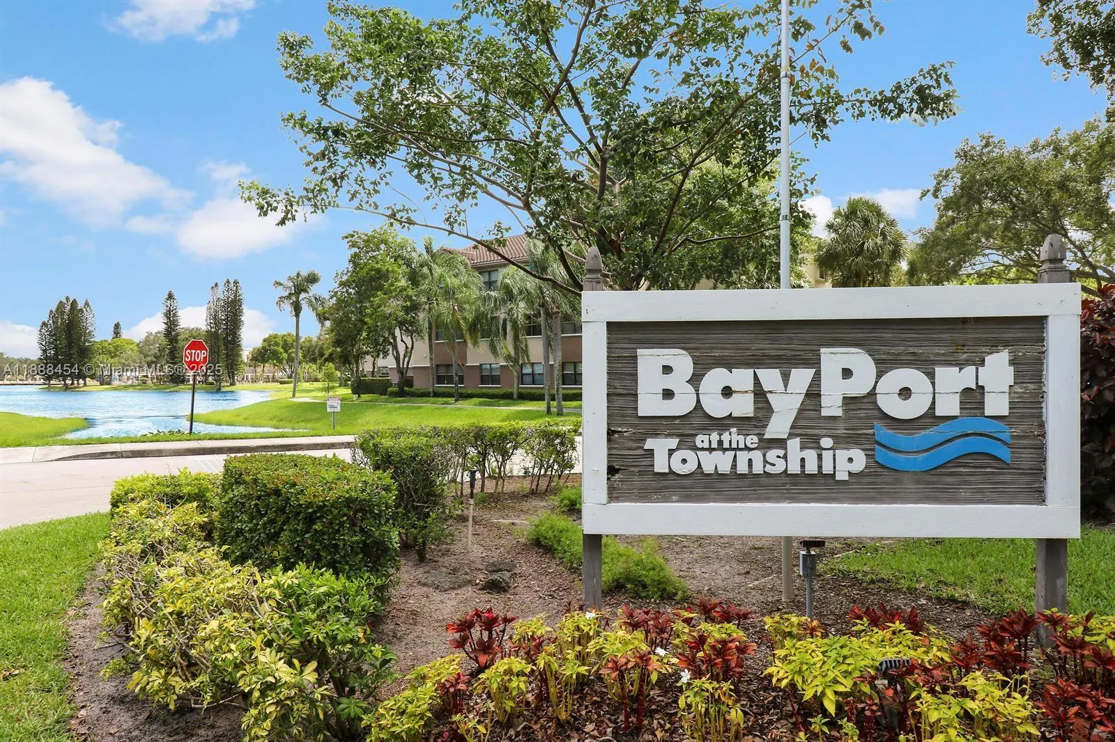 4350 NW 30th St, #233